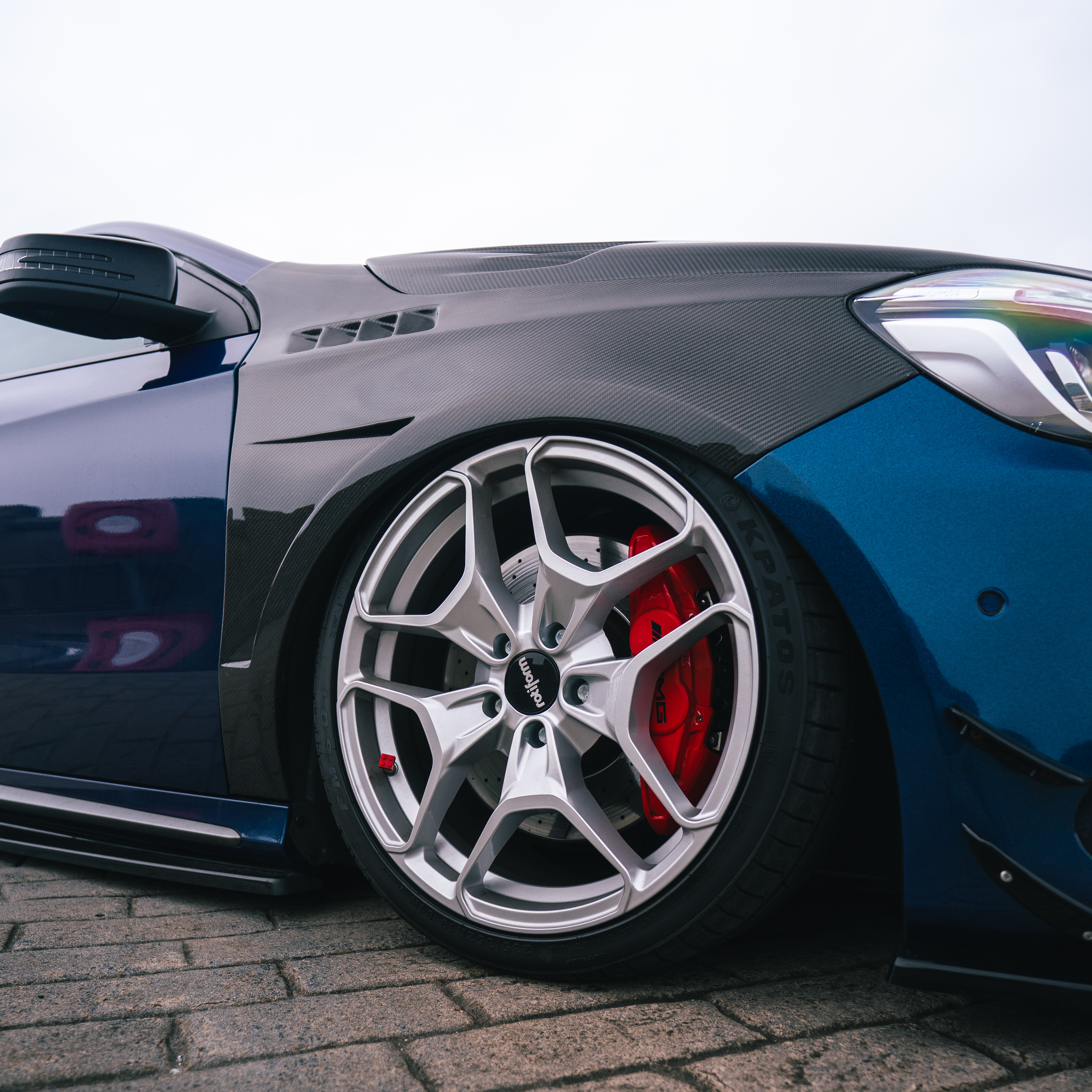 Mercedes Empero Designs Carbon Fiber Front Fenders for W176