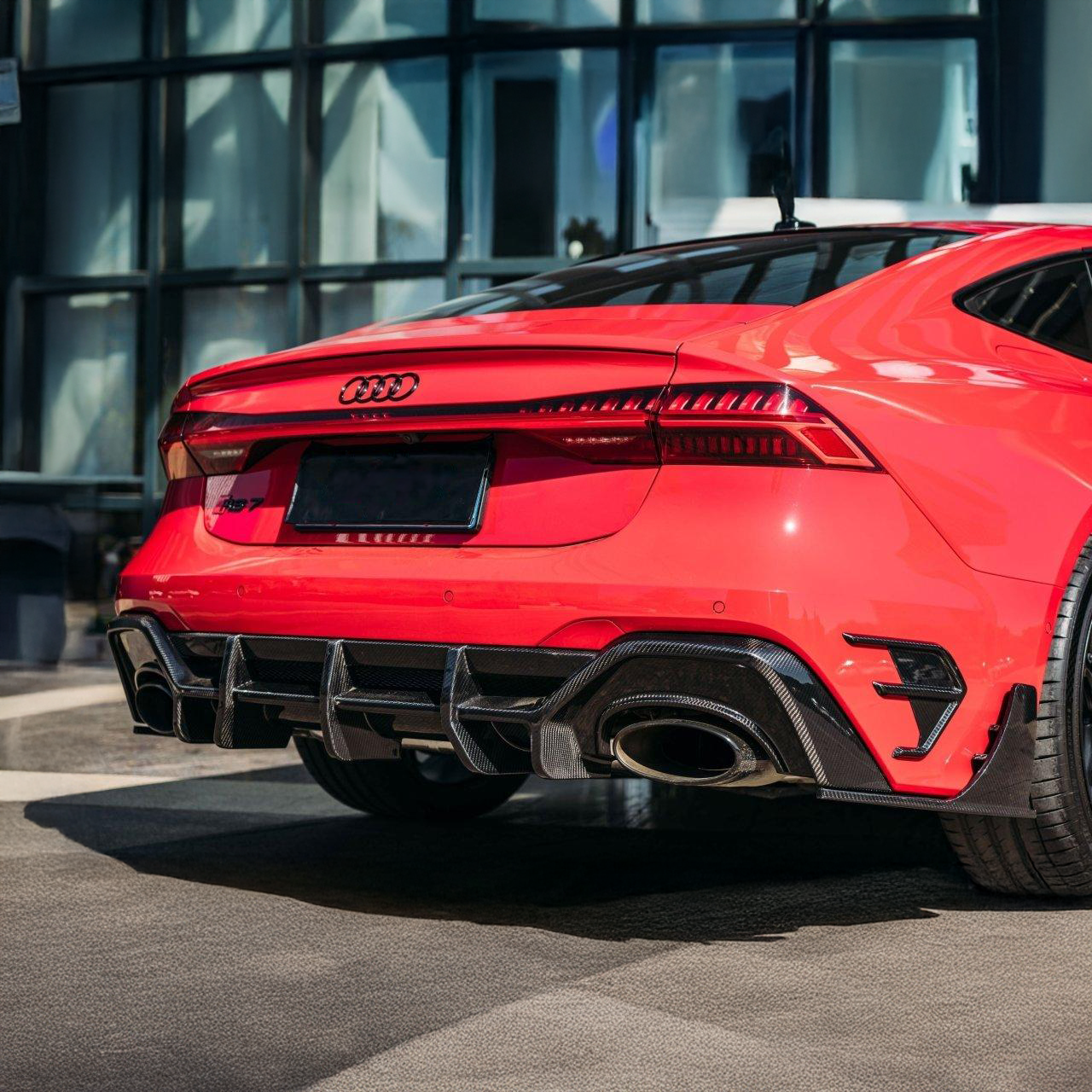 Audi Pre-Preg JSL Style Carbon Fiber Rear Diffuser & Spats for C8 RS6 & RS7