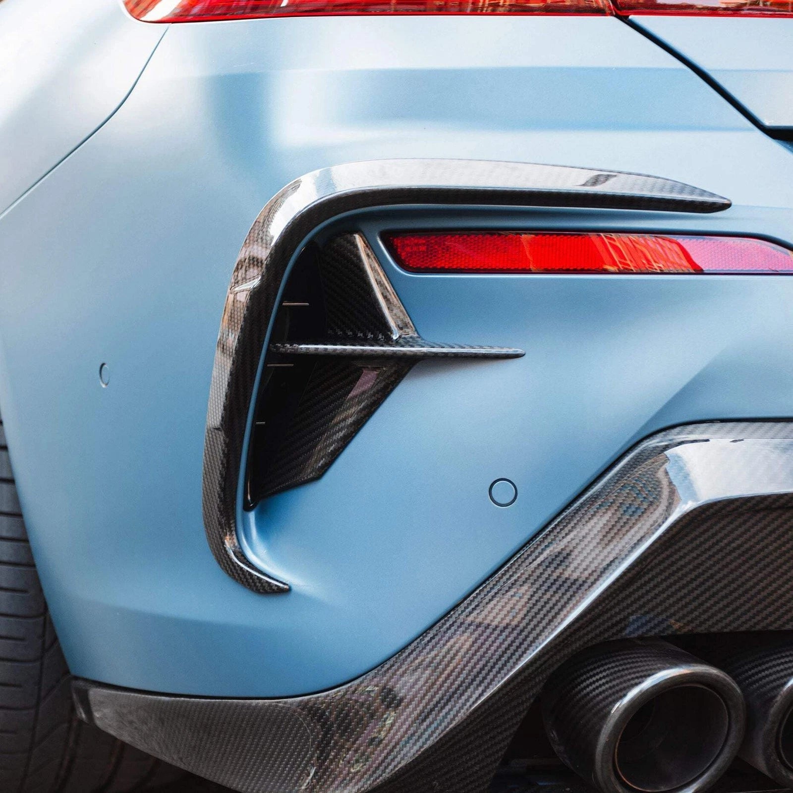 BMW Pre-Preg Carbon Fiber AC Style Rear Bumper Trim for G14/G15/G16 8 Series