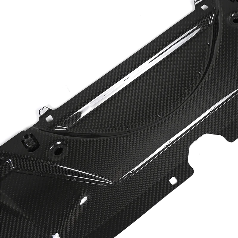 BMW Pre-Preg Carbon Fiber Engine Intake Cover for G90/G99 M5