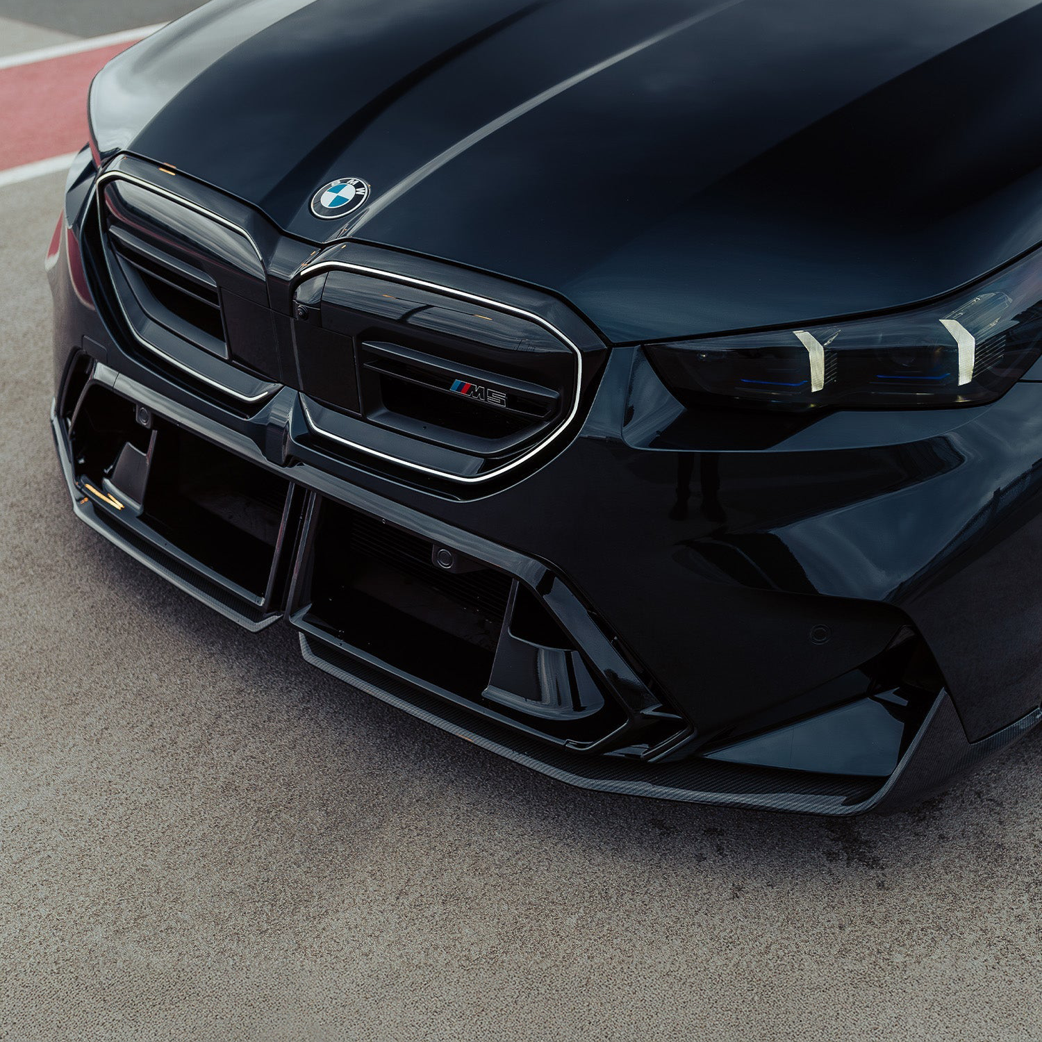 BMW Pre-Preg Carbon Fiber M Performance Style Front Splitter for G90/G99 M5