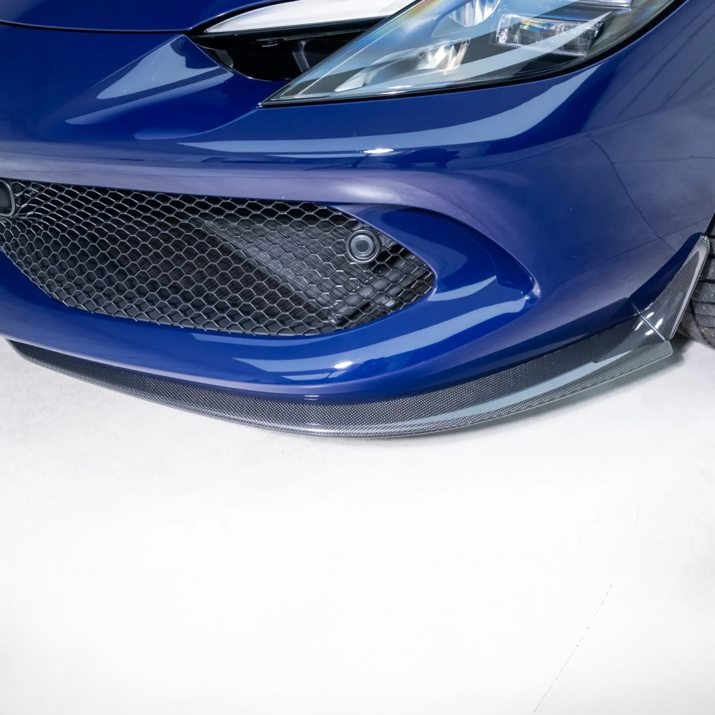 Ferrari Pre-Preg Carbon Fiber OEM Style Front Splitters for 296 GTB & GTS