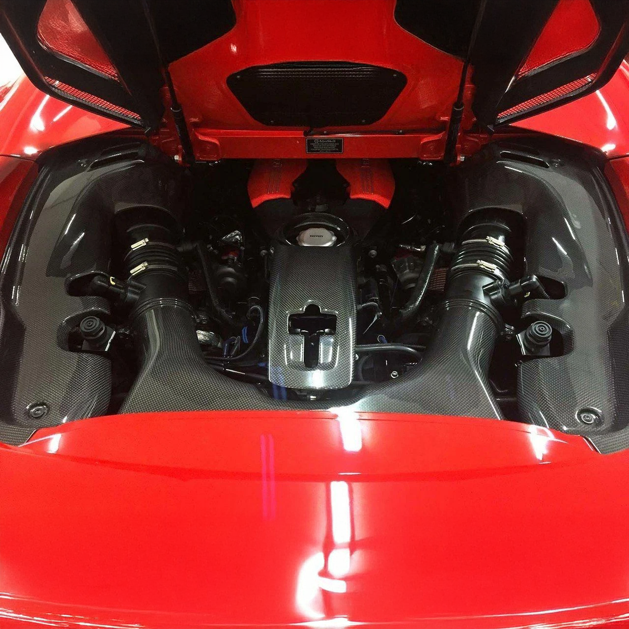 Ferrari Pre-Preg Carbon Fiber Engine Covers for F8 Spider