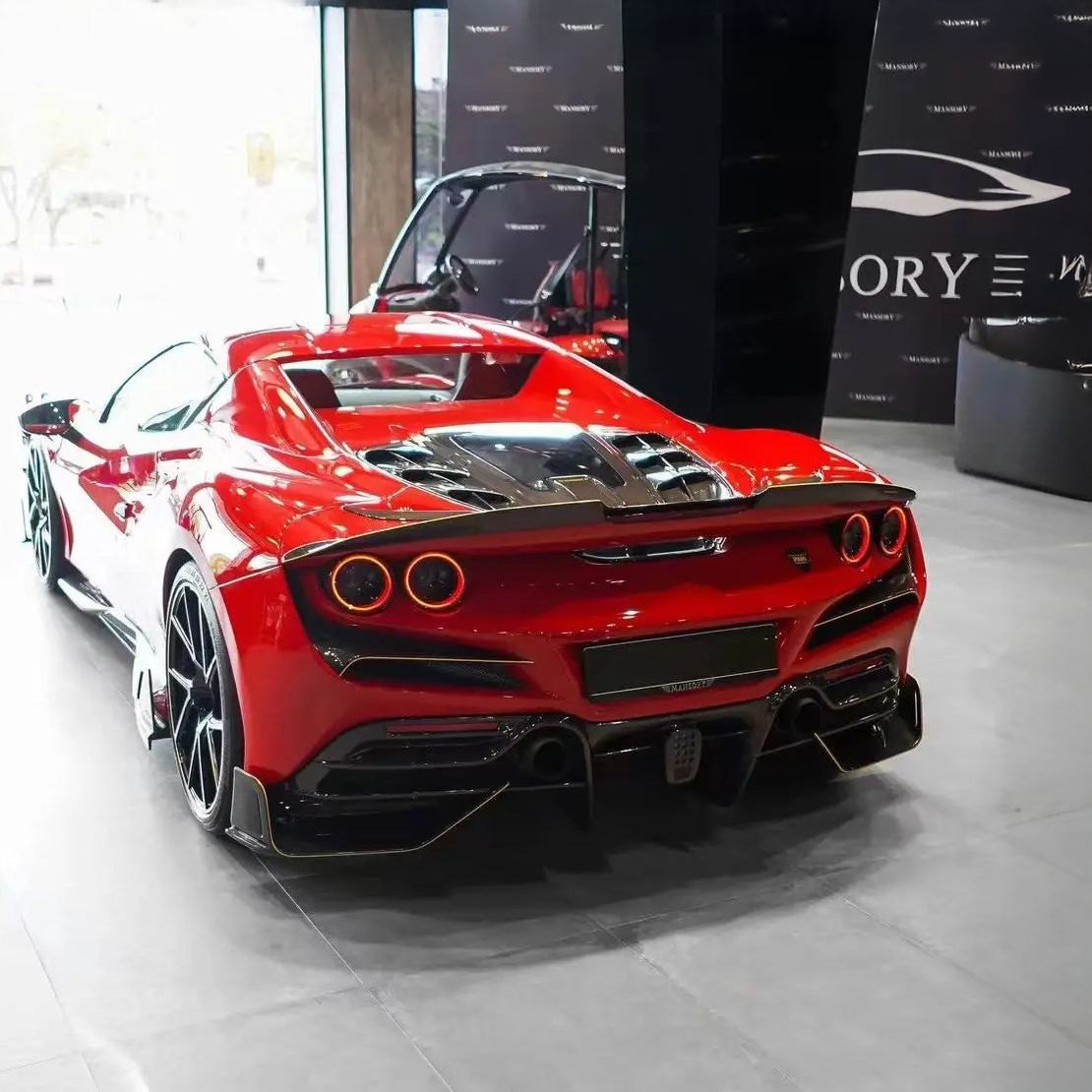 Ferrari Pre-Preg Carbon Fiber Mansory Style Rear Spoiler for F8