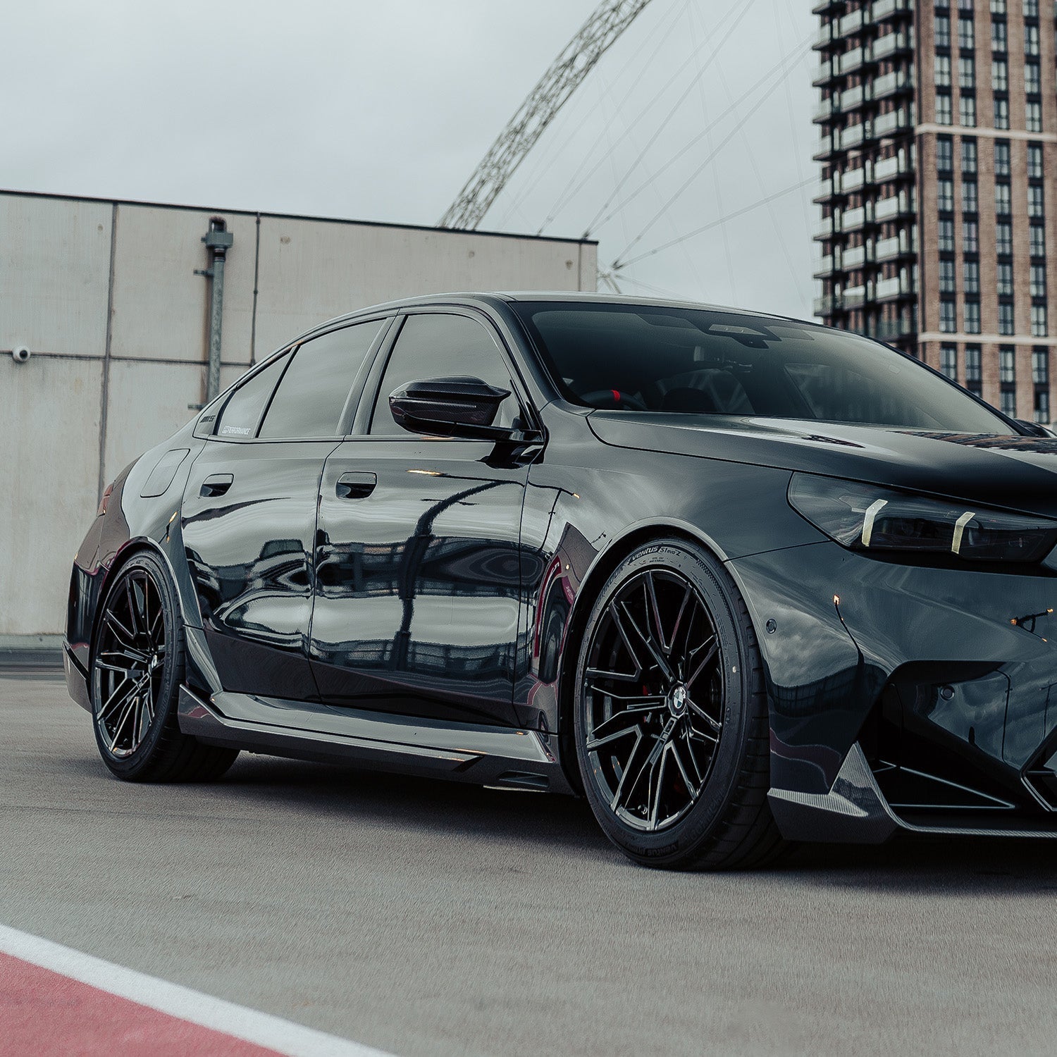 BMW Pre-Preg Carbon Fiber M Performance Style Side Skirts for G90/G99 M5