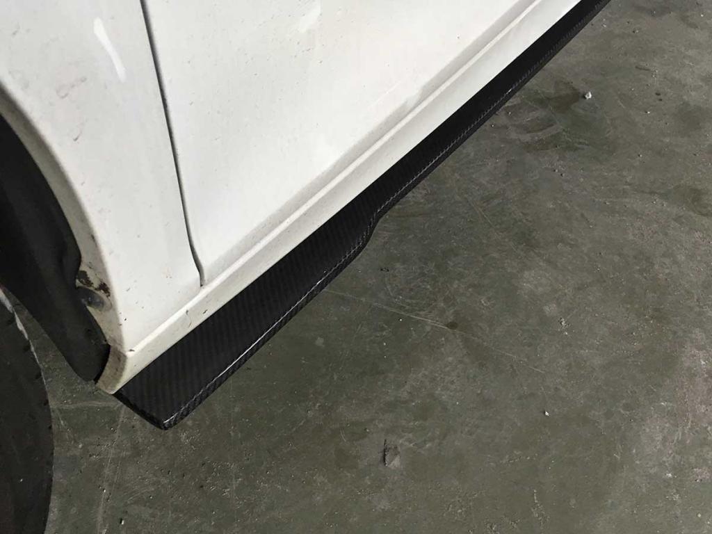 Audi Carbon Fiber ML Style Side Skirts for R8 Gen 1