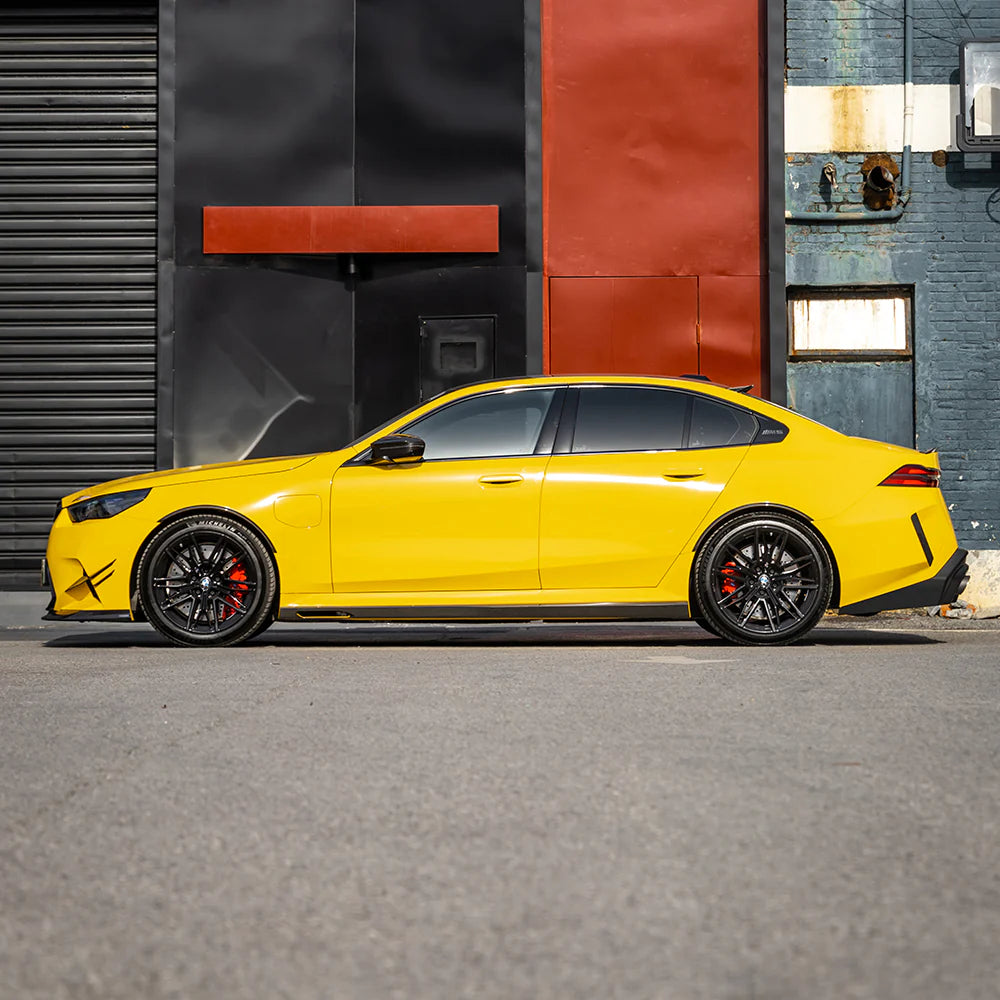 BMW SooQoo Type-A Pre-Preg Carbon Fiber Side Skirt for M5 G90 & G99