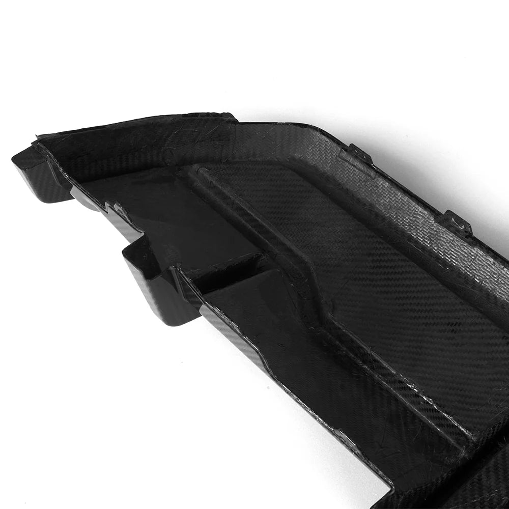 BMW SooQoo Pre-Preg Carbon Fiber Rear Middle Diffuser for G42