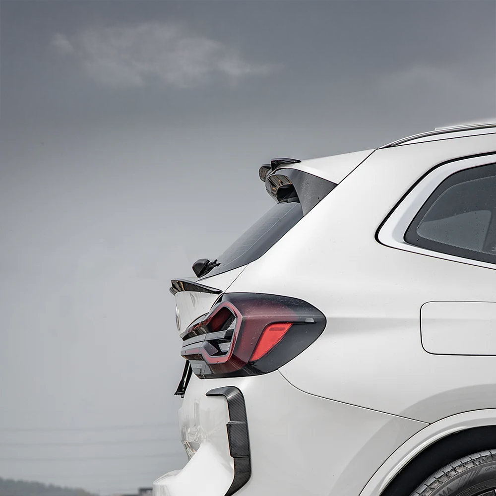 BMW SooQoo Pre-Preg Carbon Fiber Rear Roof Spoiler for X3 G01 & iX3 G08