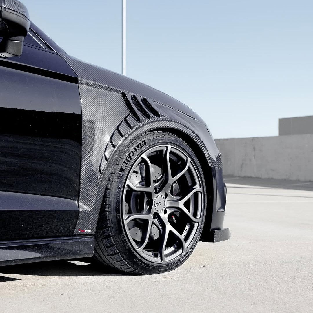 Audi TAKD Pre-Preg Carbon Fiber Front Fenders for 8V RS3 FL