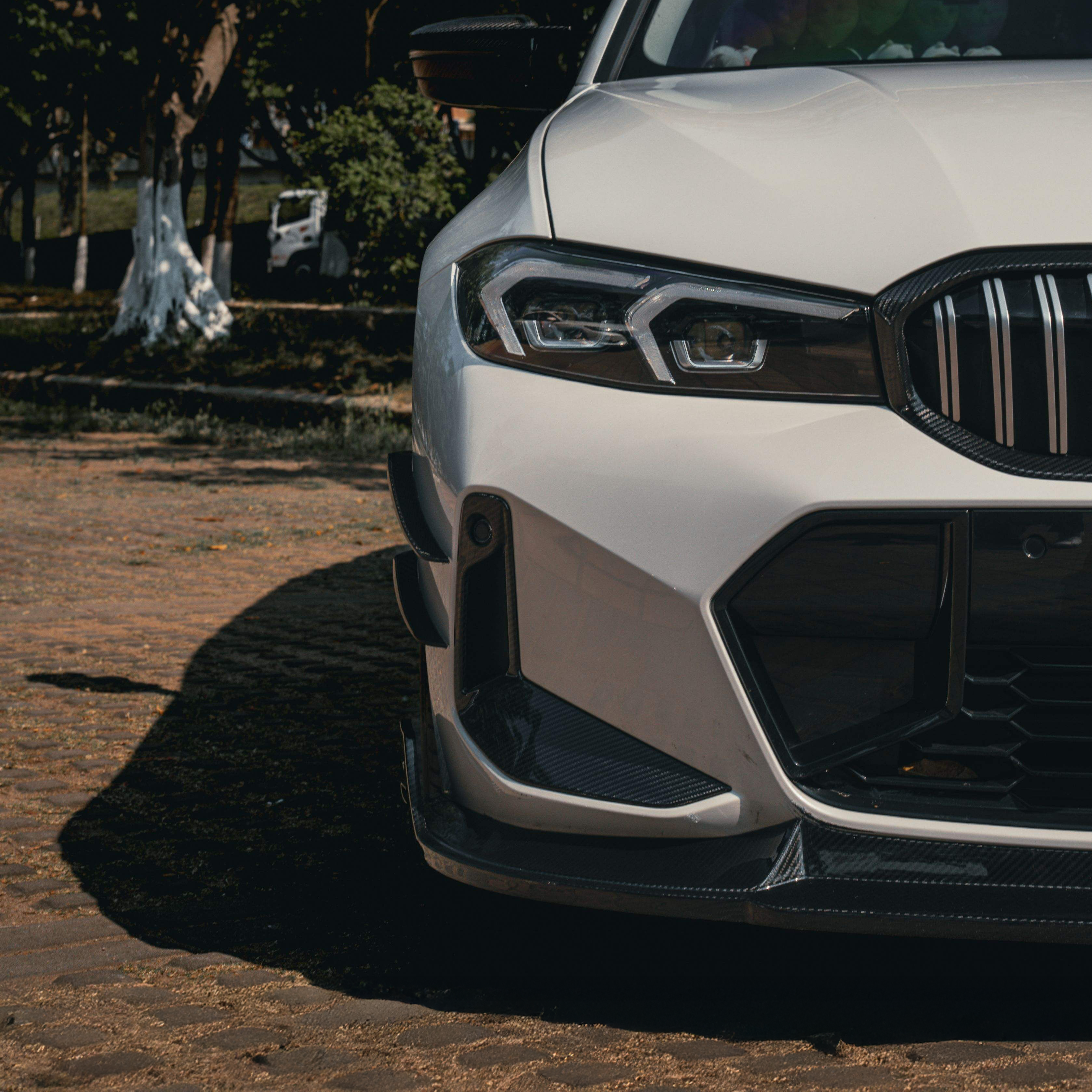 BMW TAKD Pre-Preg Carbon Fiber Front Vent Trim for G20 3 Series LCI