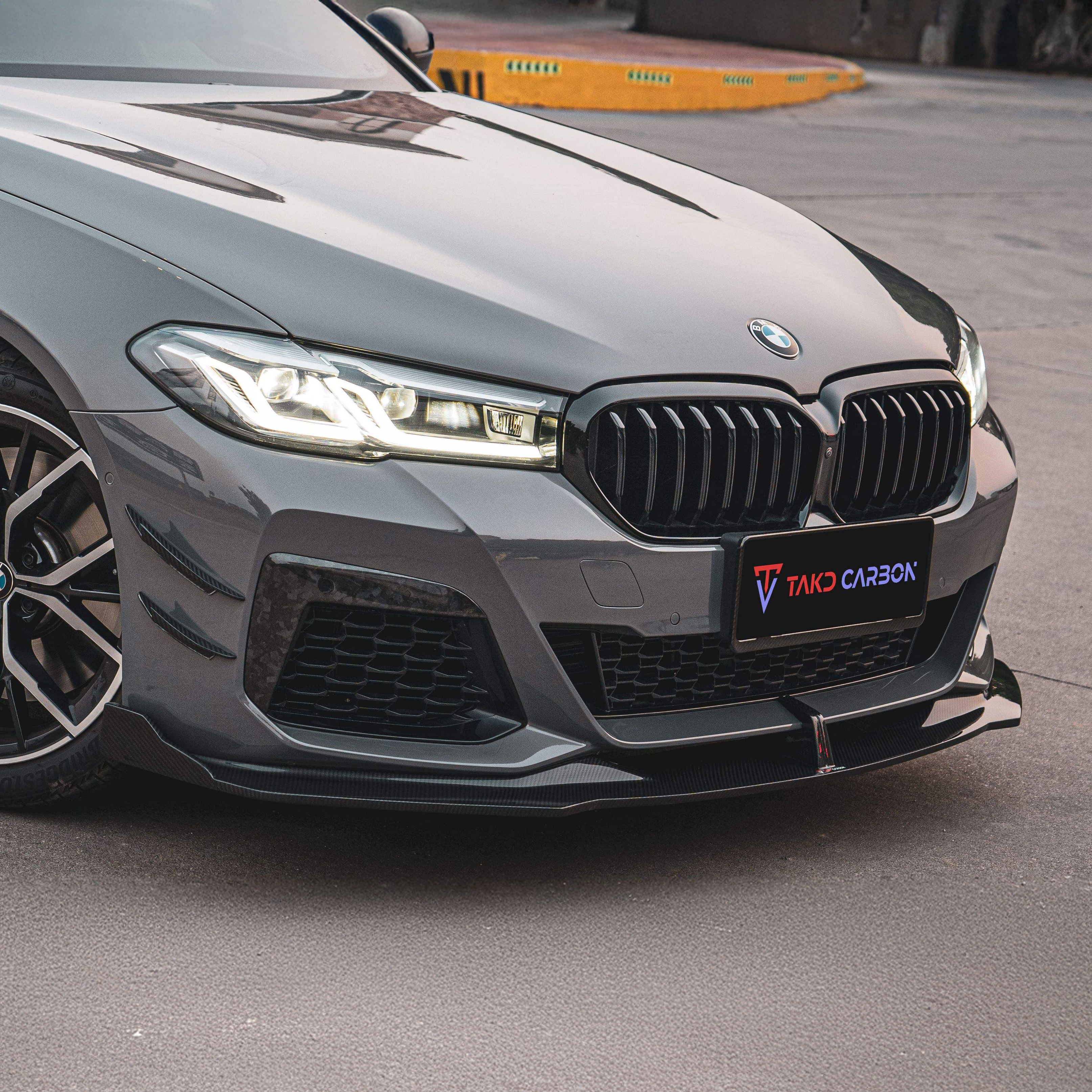 BMW TAKD Pre-Preg Carbon Fiber Front Splitter for G30 5 Series LCI