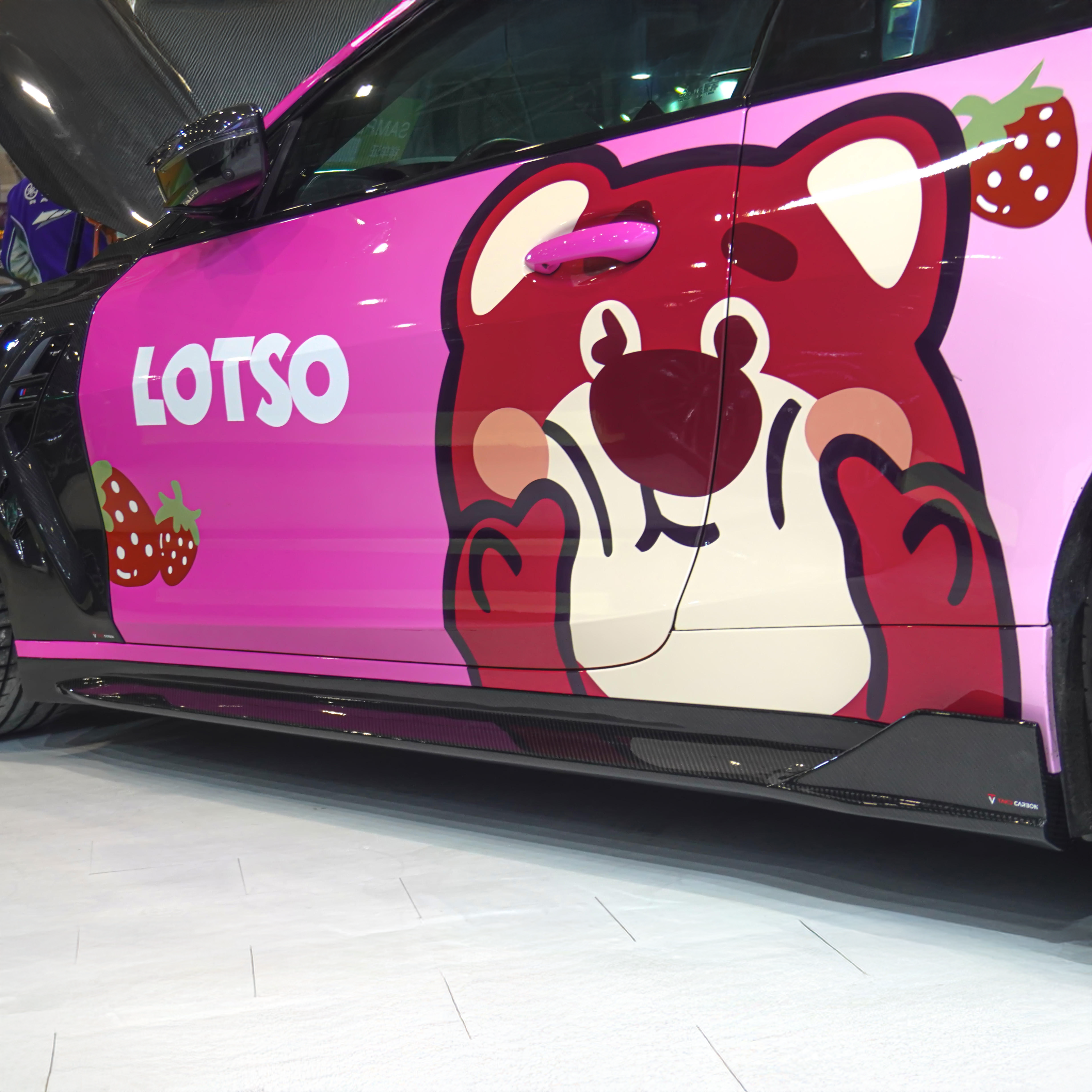 BMW TAKD V1 Pre-Preg Carbon Fiber Side Skirts for G82 M4