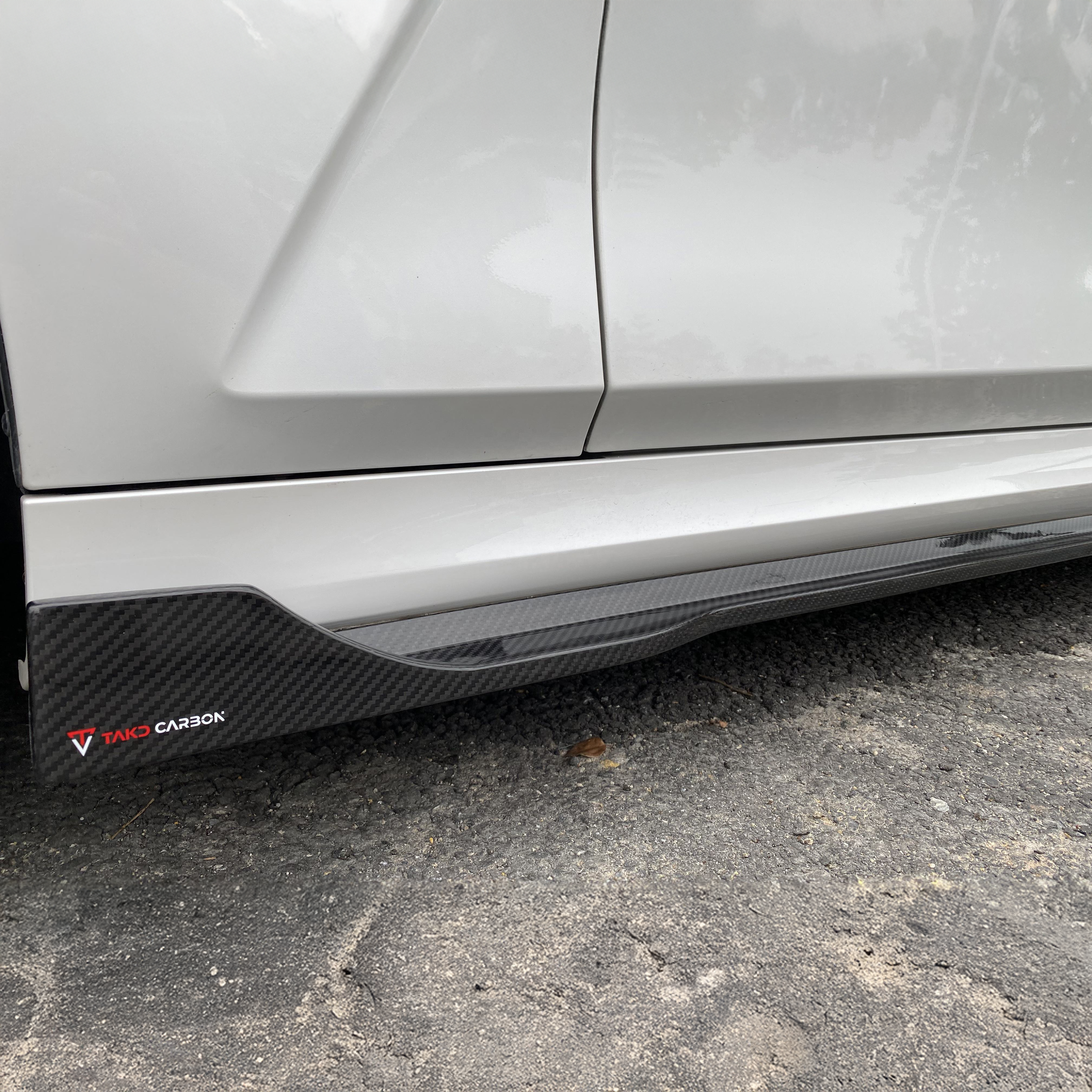 BMW TAKD V3 Pre-Preg Carbon Fiber Side Skirts for 3 Series G20