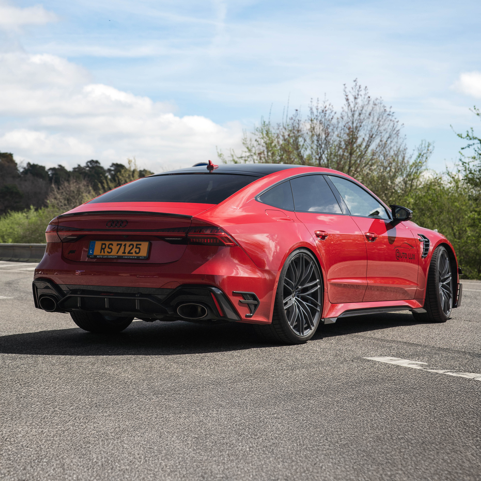 Audi Pre-Preg Carbon Fiber ABT Style Rear Bumper Trim for C8 RS7