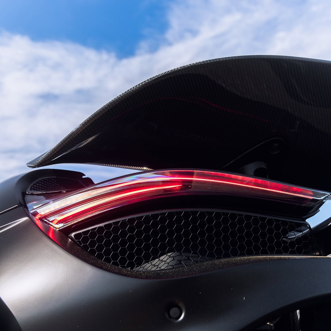 McLaren Pre-Preg Carbon Fiber Ryft Style Rear Spoiler for 720S