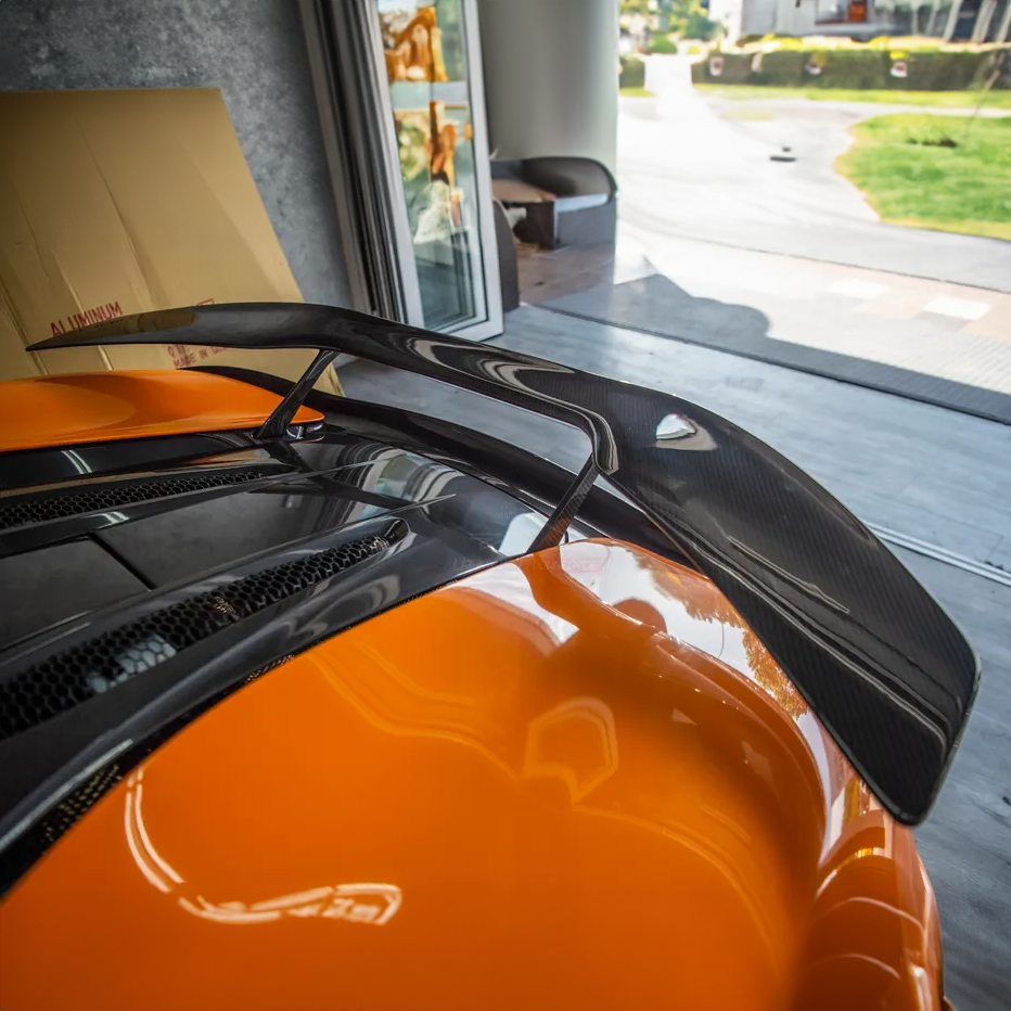 McLaren Pre-Preg Carbon Fiber Novitec Style Rear Spoiler for 540C & 570GT & 570S