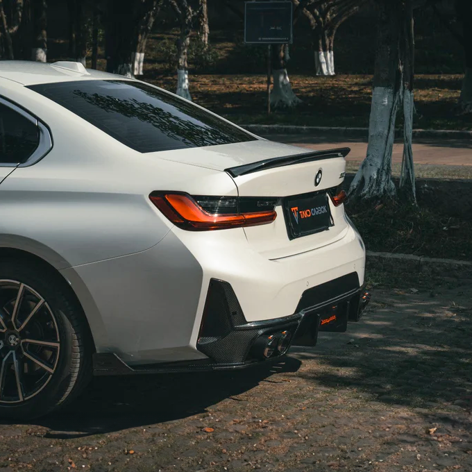 BMW TAKD Pre-Preg Carbon Fiber Rear Diffuser for G20 LCI