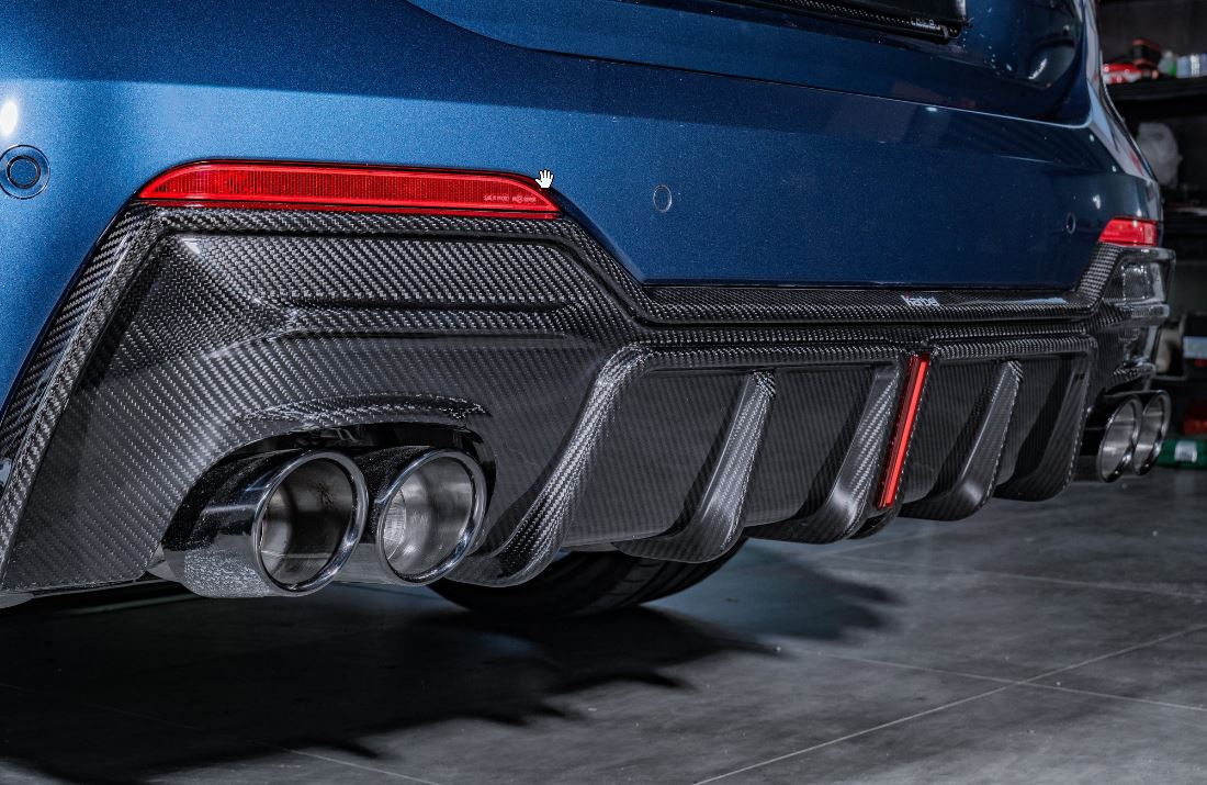 BMW Carbon Fiber Karbel Style Rear Diffuser for G22