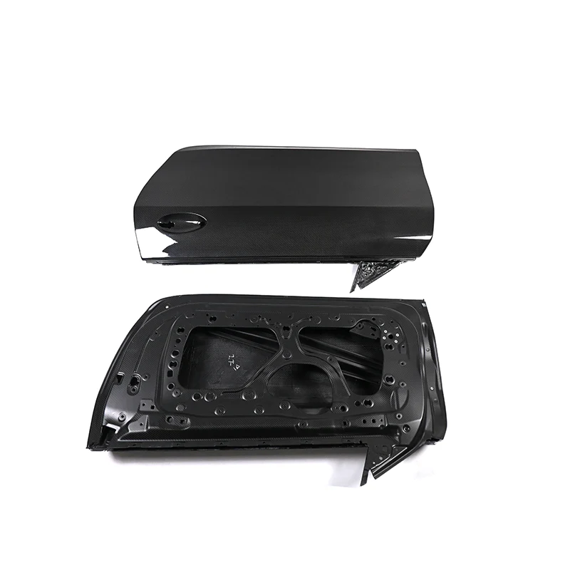 BMW Pre-Preg Carbon Fiber Doors for G22 4 Series & G82 M4