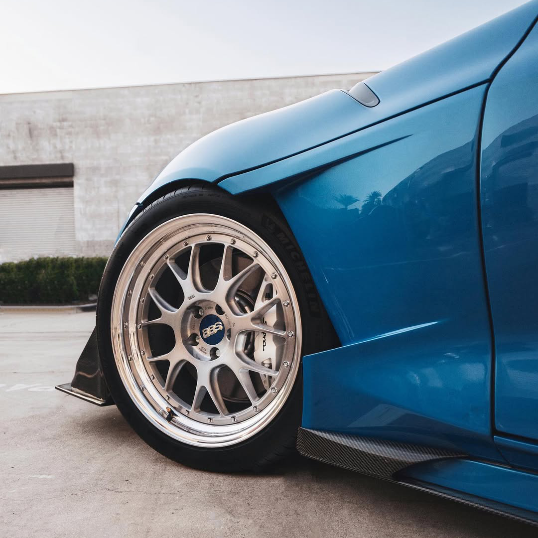 Toyota Pre-Preg Carbon Fiber EVS Style Front Fenders for Supra A90