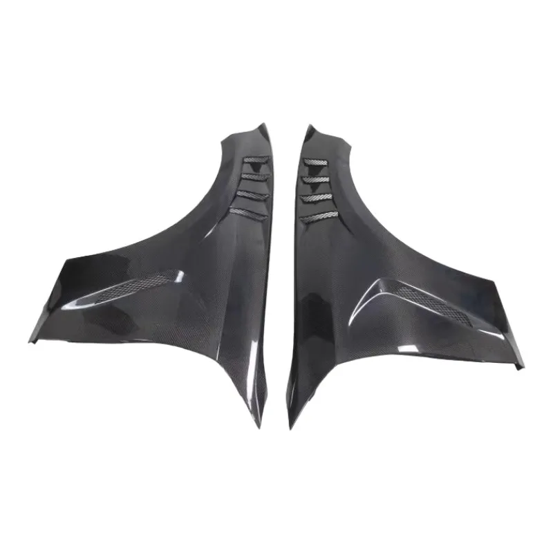 BMW Carbon Fiber AE Style Front Fenders for G20