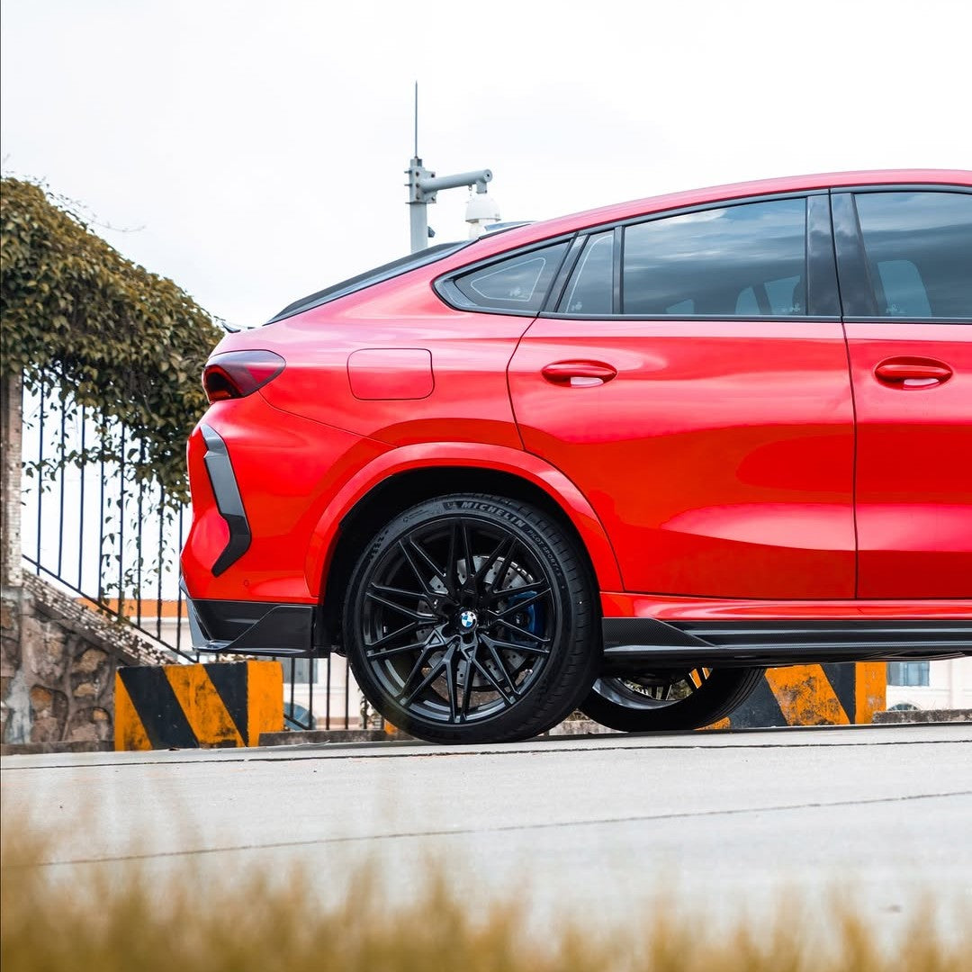 BMW SooQoo Pre-Preg Carbon Fiber Side Skirts for G06 X6 & F96 X6M