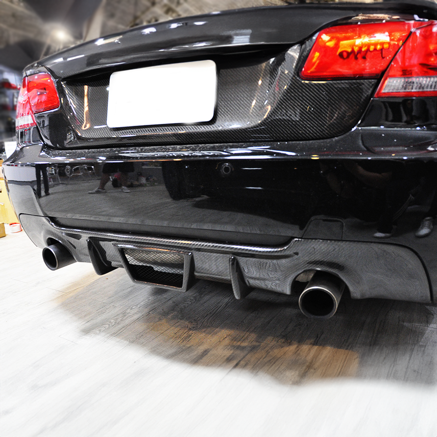 BMW Carbon Fiber Vorsteiner Style Rear Diffuser for E92 Coupe