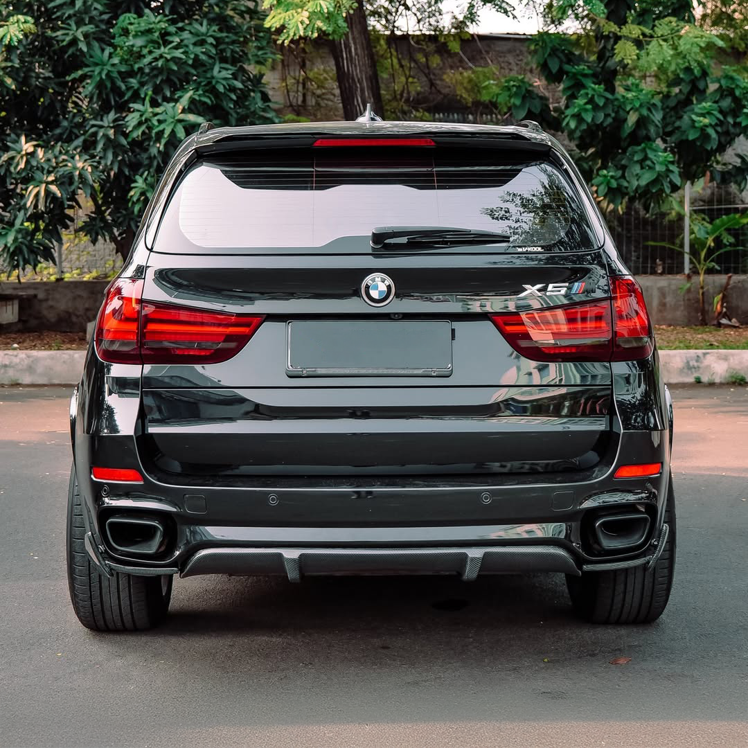 BMW Carbon Fiber M Performance Style Rear Spats for F15 X5 Series
