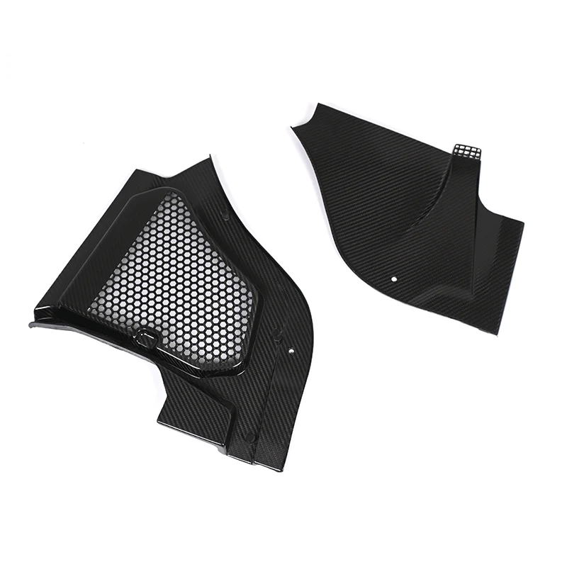 BMW Pre-Preg Carbon Fiber Top Engine Bay Corner Panels for G90/G99 M5