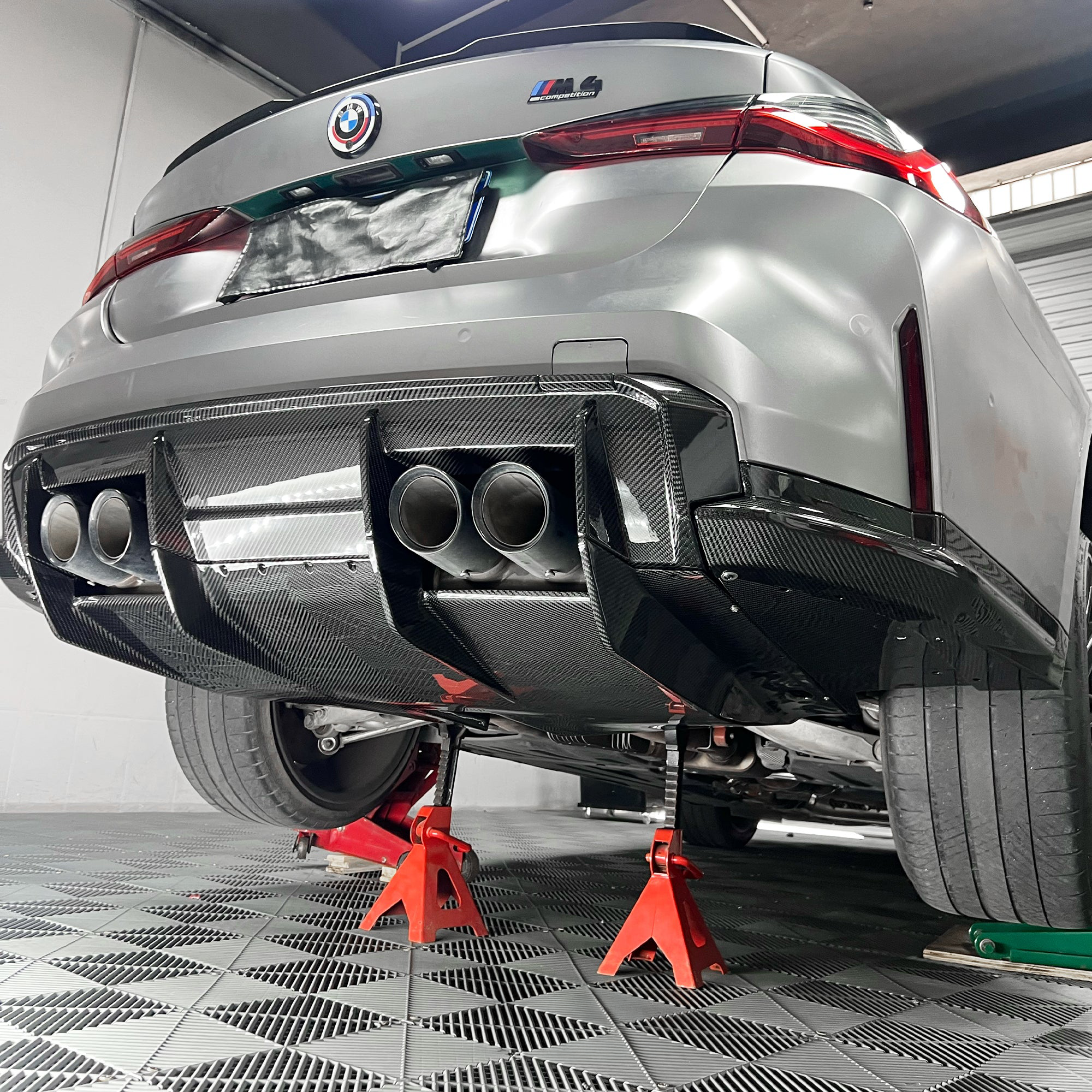 BMW Pre-Preg Carbon Fiber RS Style Rear Diffuser for G80/G81 M3 & G82/G83 M4