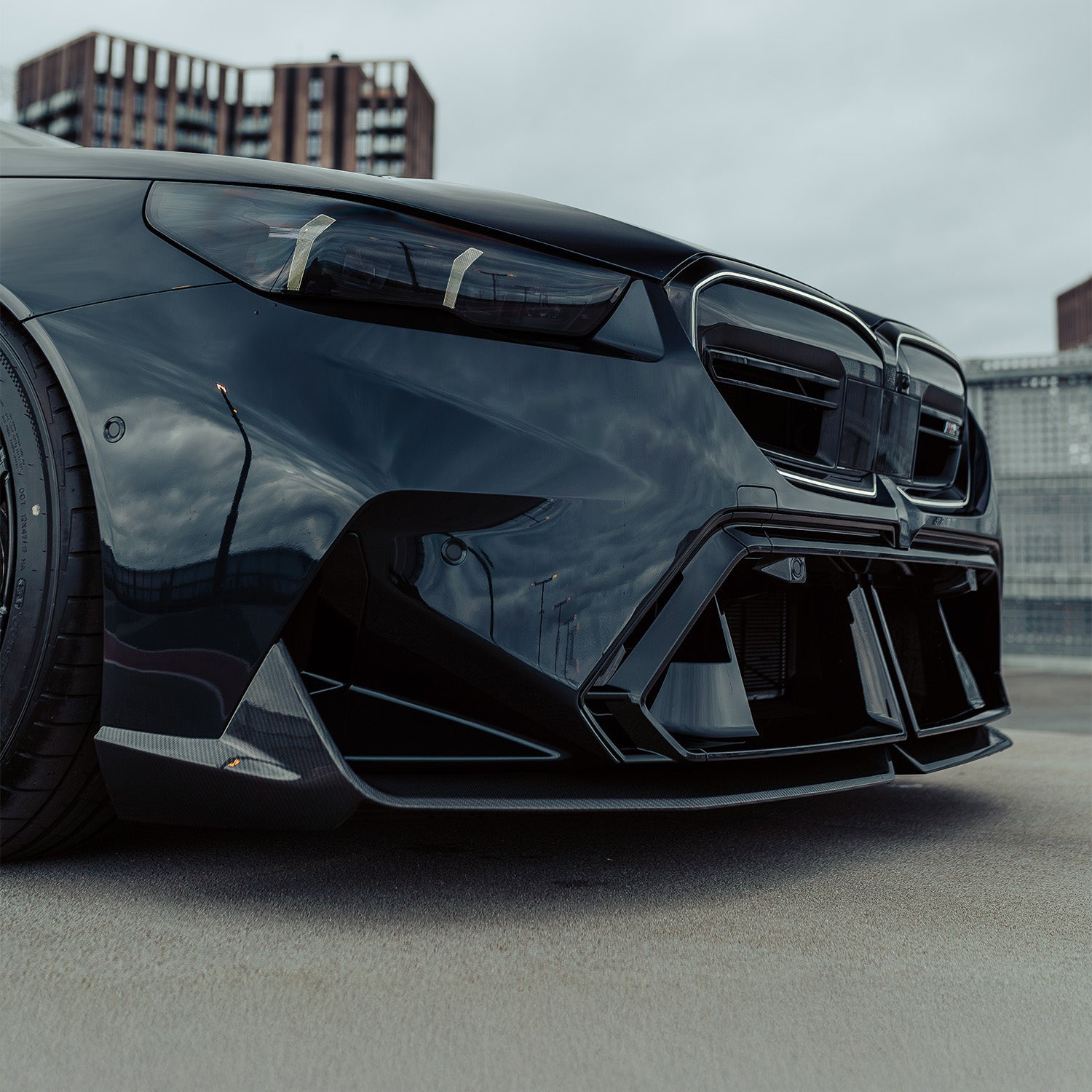 BMW Pre-Preg Carbon Fiber M Performance Style Front Splitter for G90/G99 M5