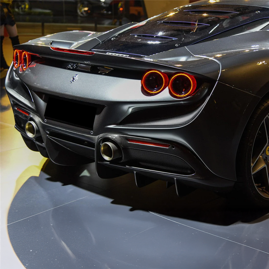 Ferrari Pre-Preg Carbon Fiber OEM Style Rear Diffuser for F8