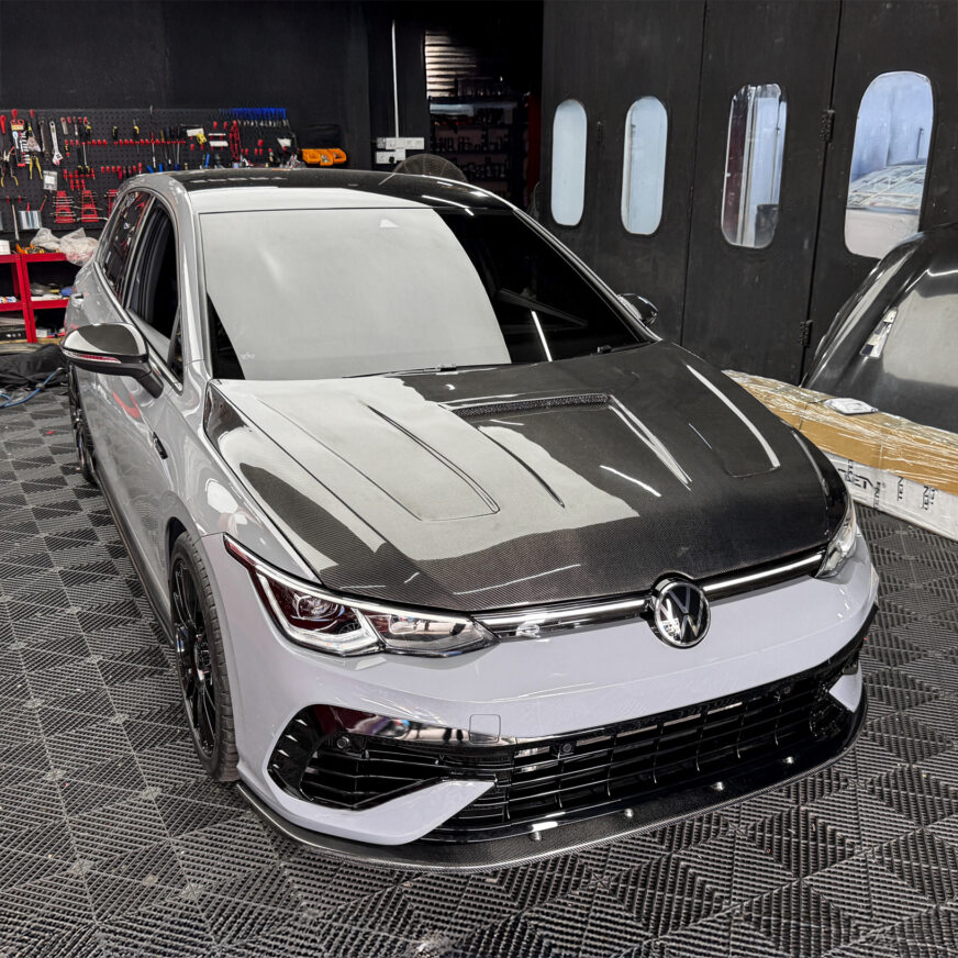Volkswagen Carbon Fiber YS Style Hood for Golf MK8