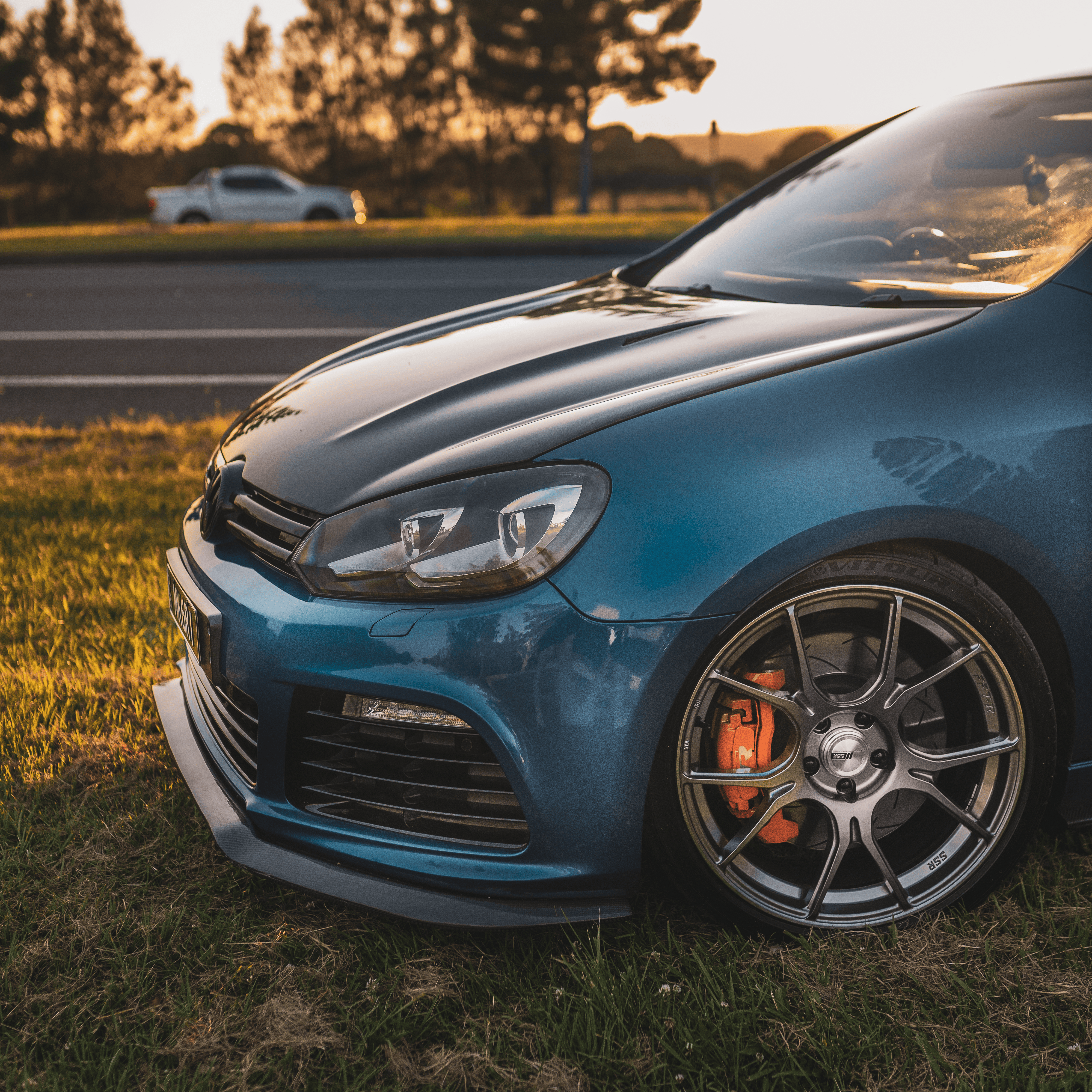 Volkswagen Empero Designs Carbon Fiber Front Splitter for Golf MK6R