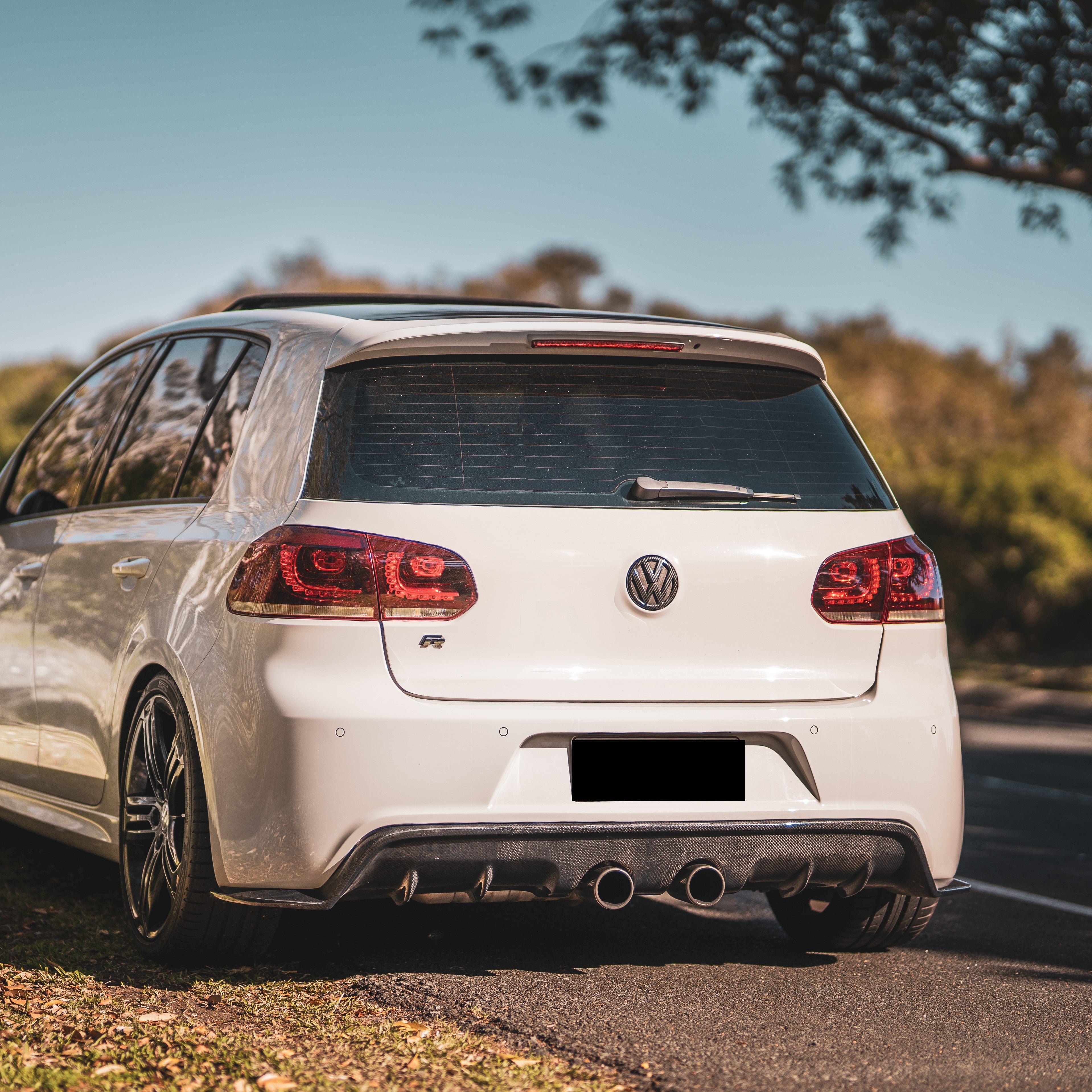 Volkswagen Empero Designs Carbon Fiber Rear Diffuser for MK6R