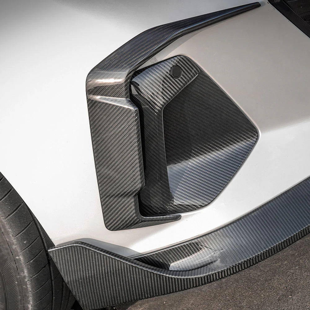 BMW SooQoo Pre-Preg Carbon Fiber Front Side Vent Trim for 5 Series G60