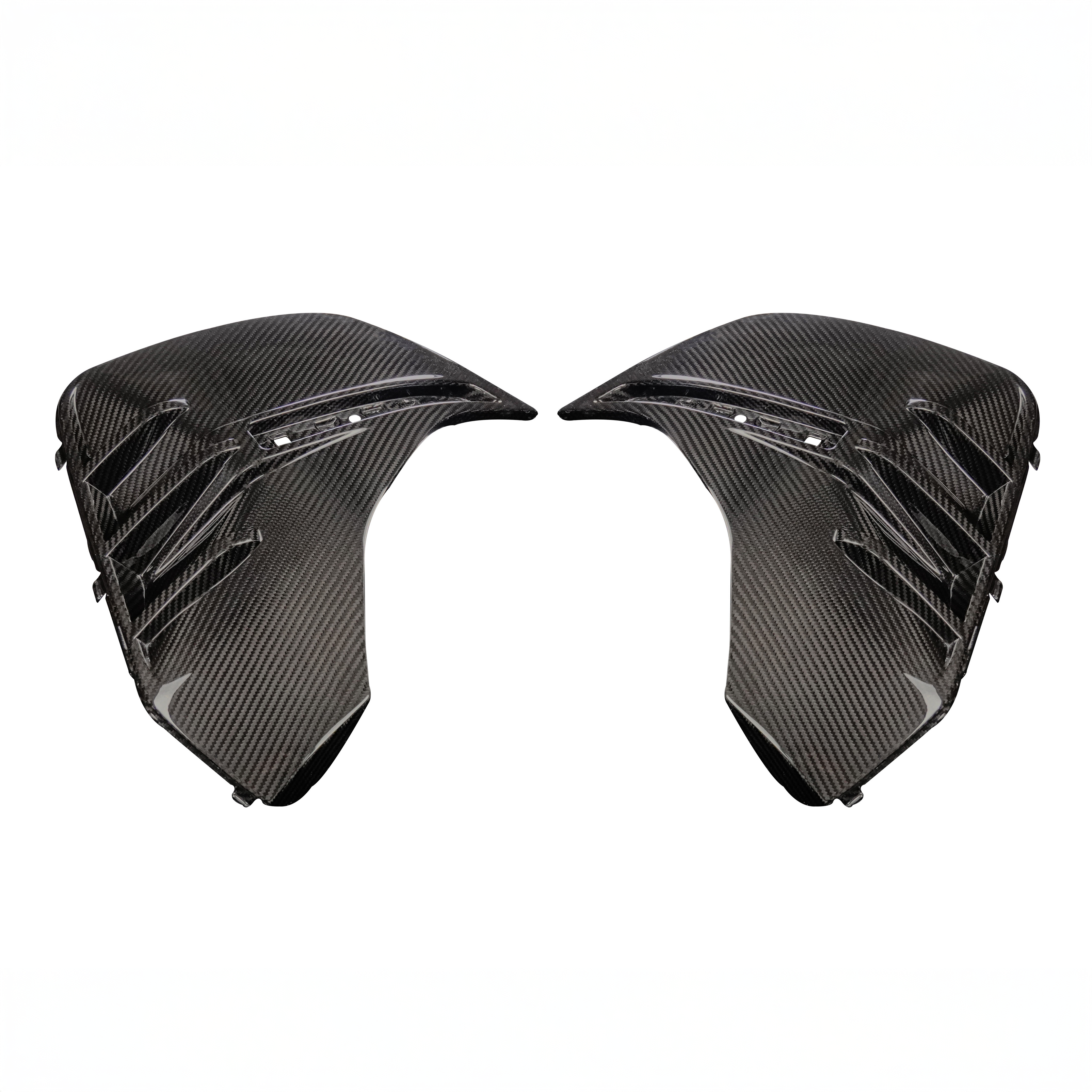 BMW Pre-Preg Carbon Fiber Rear Bumper Trims for G26 4 Series Gran Coupe