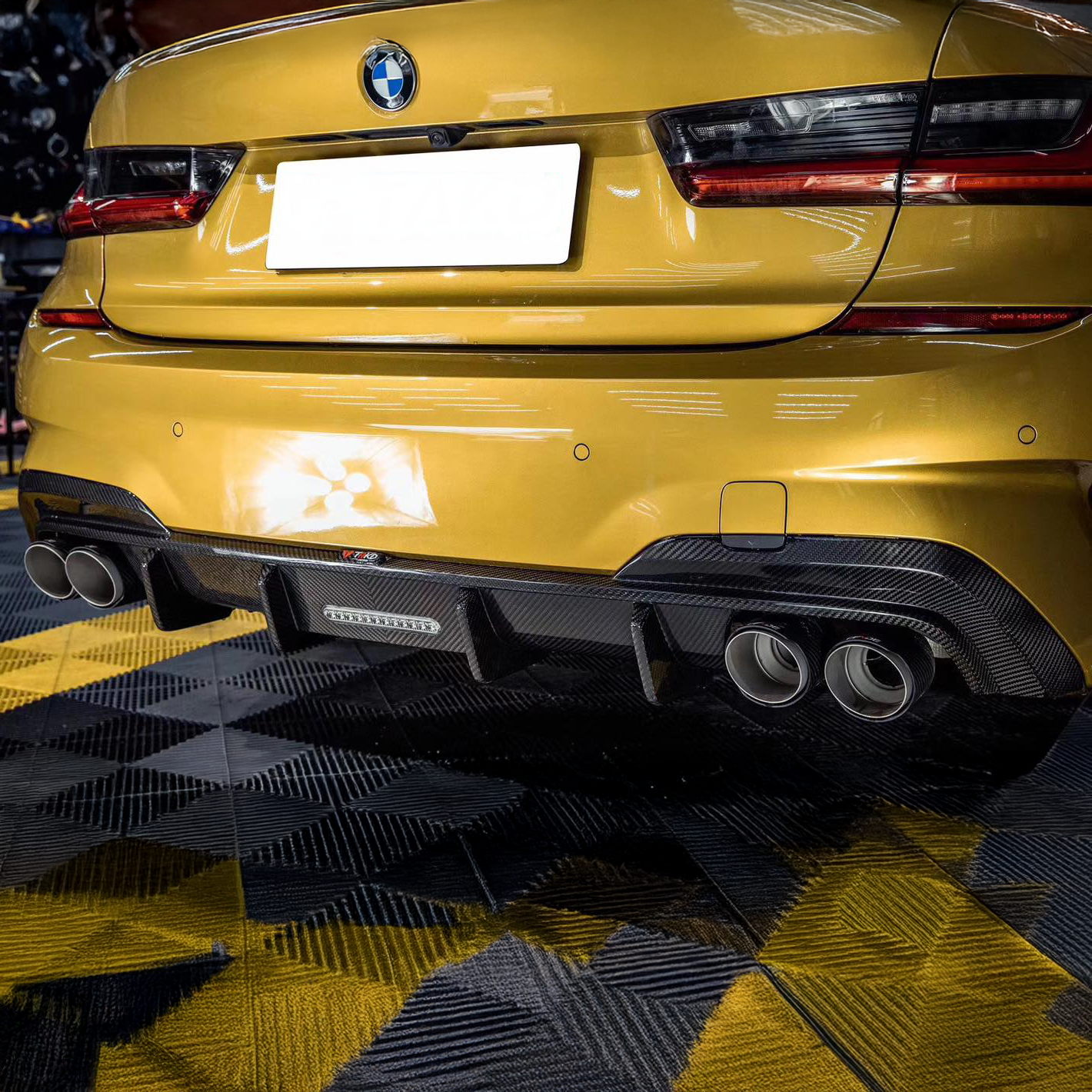 BMW TAKD Pre-Preg Carbon Fiber Rear Diffuser for G20 3 Series Pre-LCI