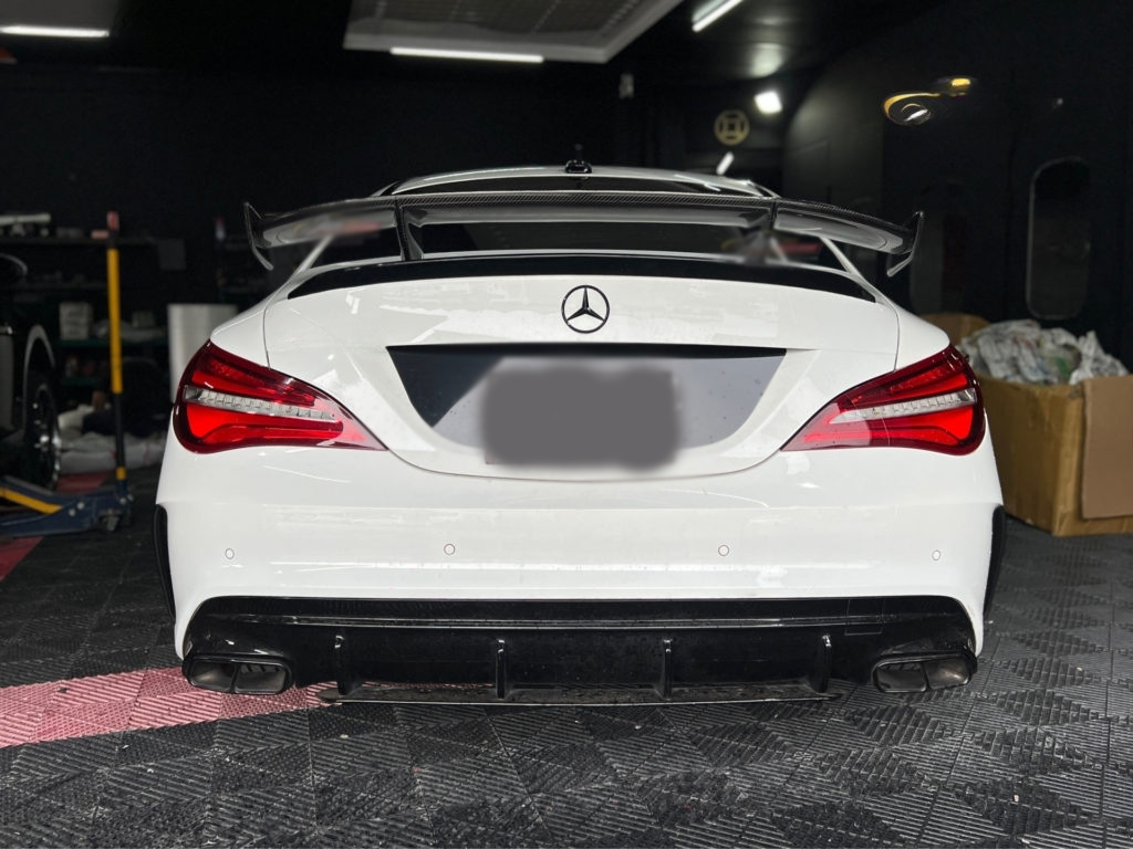 Mercedes Carbon Fiber GT Style Rear Spoiler for W117