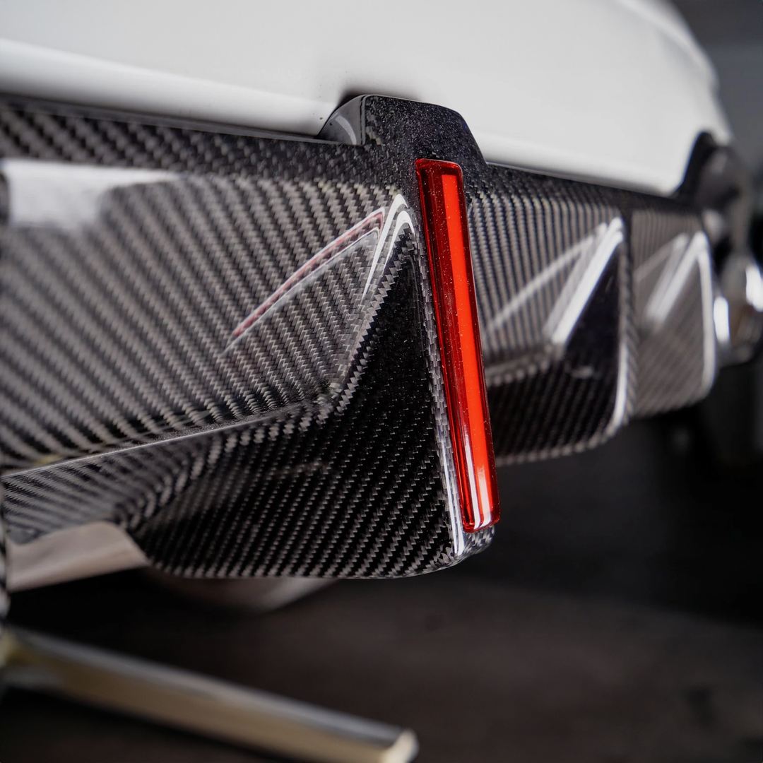 BMW Carbon Fiber Karbel Style Rear Diffuser for G20 Pre-LCI