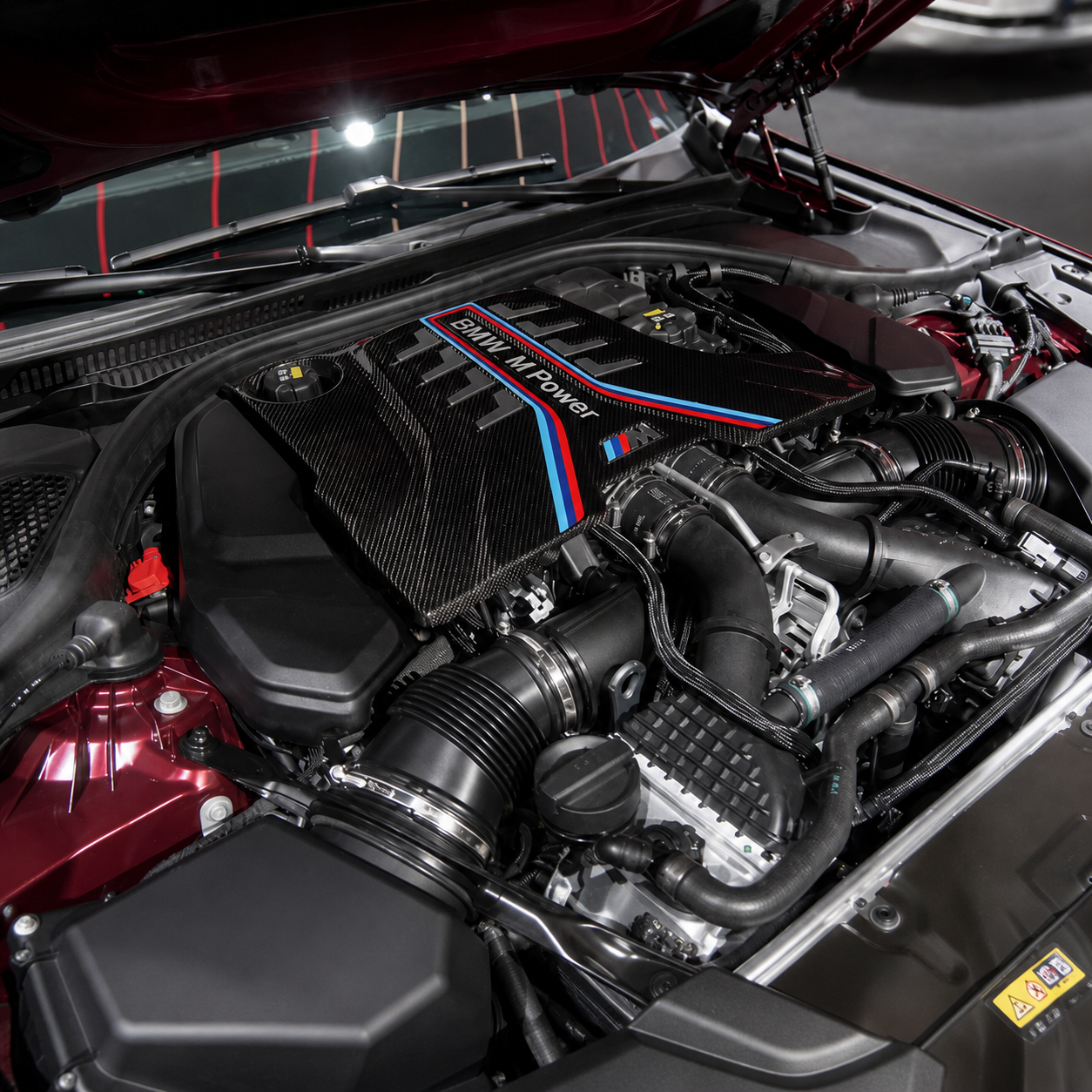 BMW Carbon Fiber Engine Cover for F90 M5