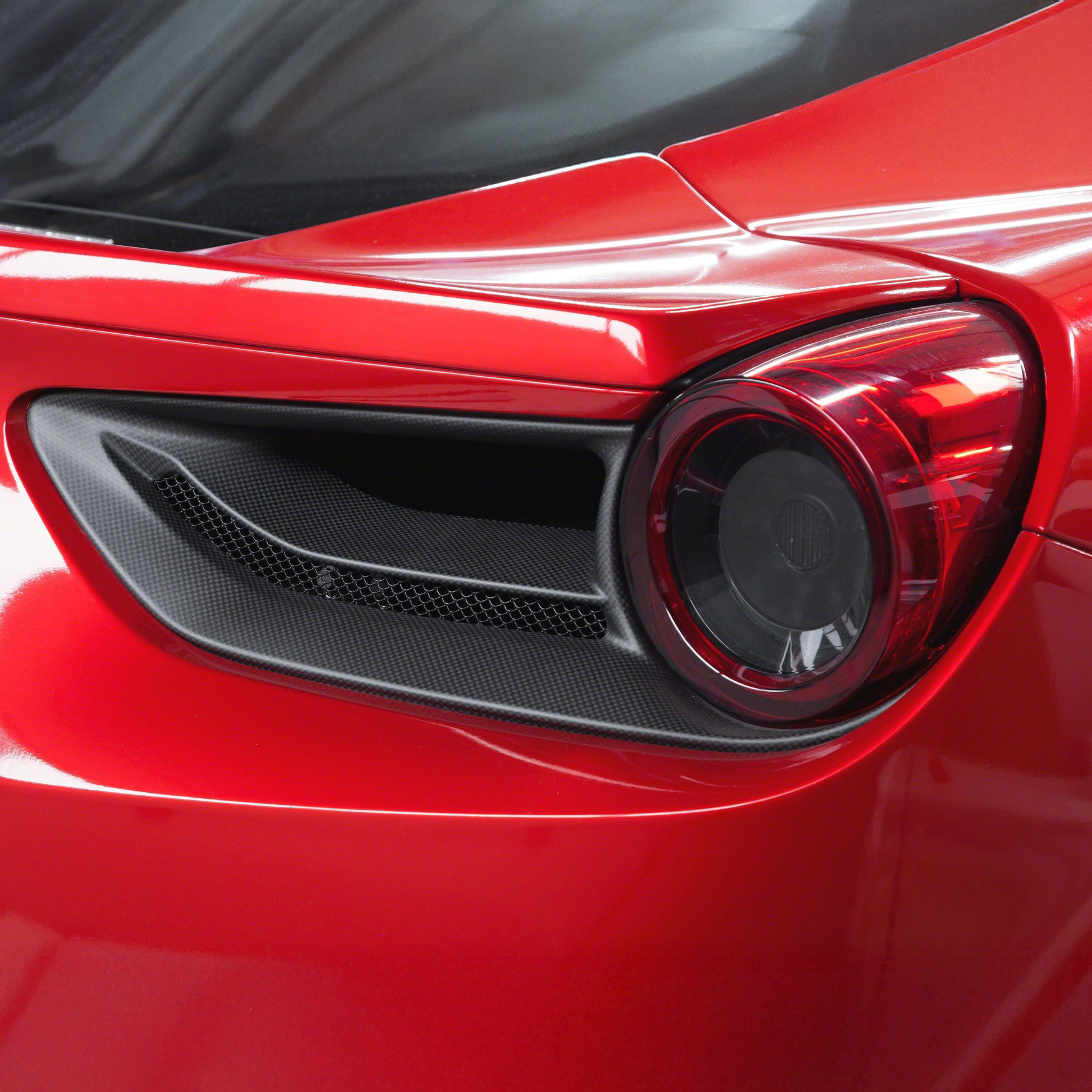 Ferrari Pre-Preg Carbon Fiber Tail Light Trim for 488 GTB & GTS