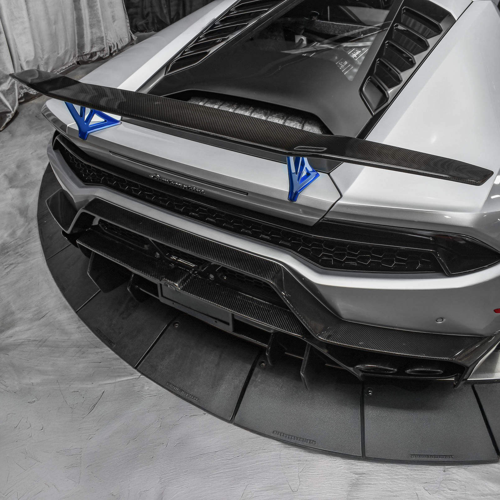 Lamborghini Pre-Preg Carbon Fiber Vorsteiner Style Rear Spoiler for Huracan LP580 LP610