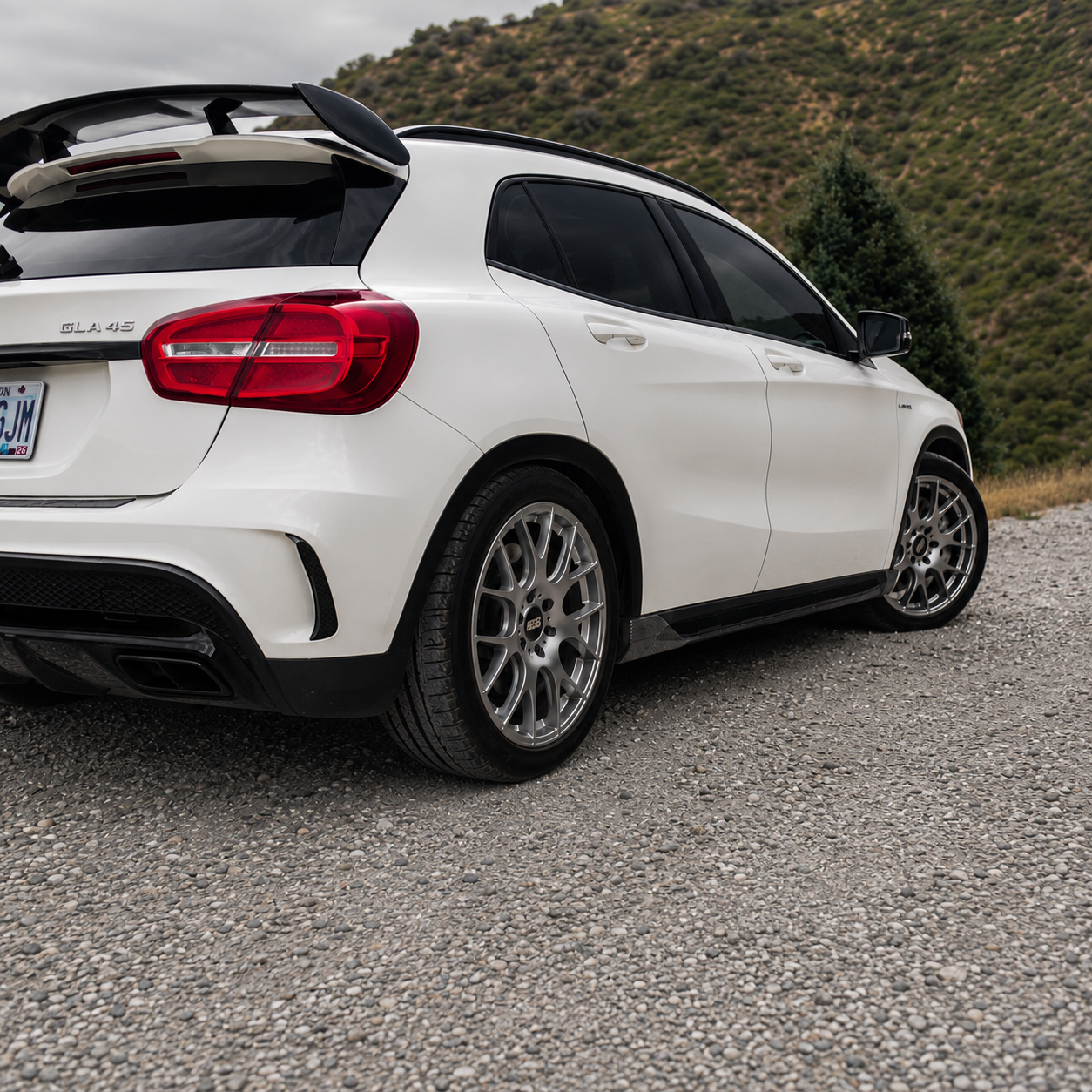 Mercedes Carbon Fiber Side Skirts Extensions for X156