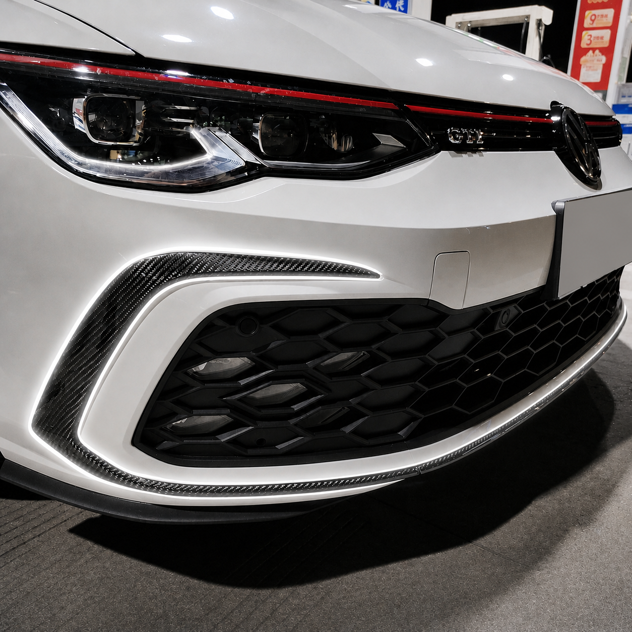 Volkswagen Pre-Preg Carbon Fiber Front Vent Trim for Golf MK8 GTI PFL