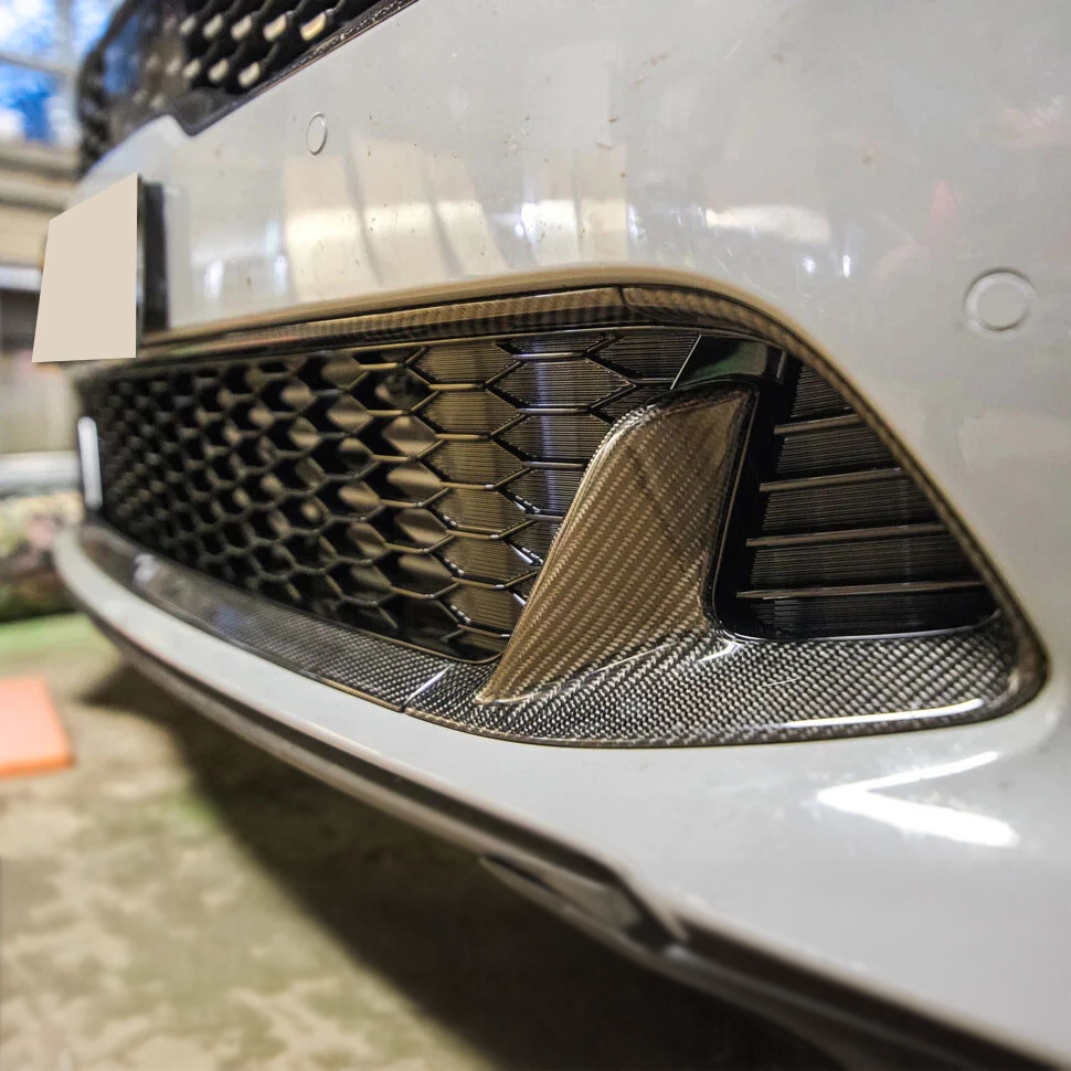 Kia Pre-Preg Carbon Fiber Front Bumper Center Vent for Stinger